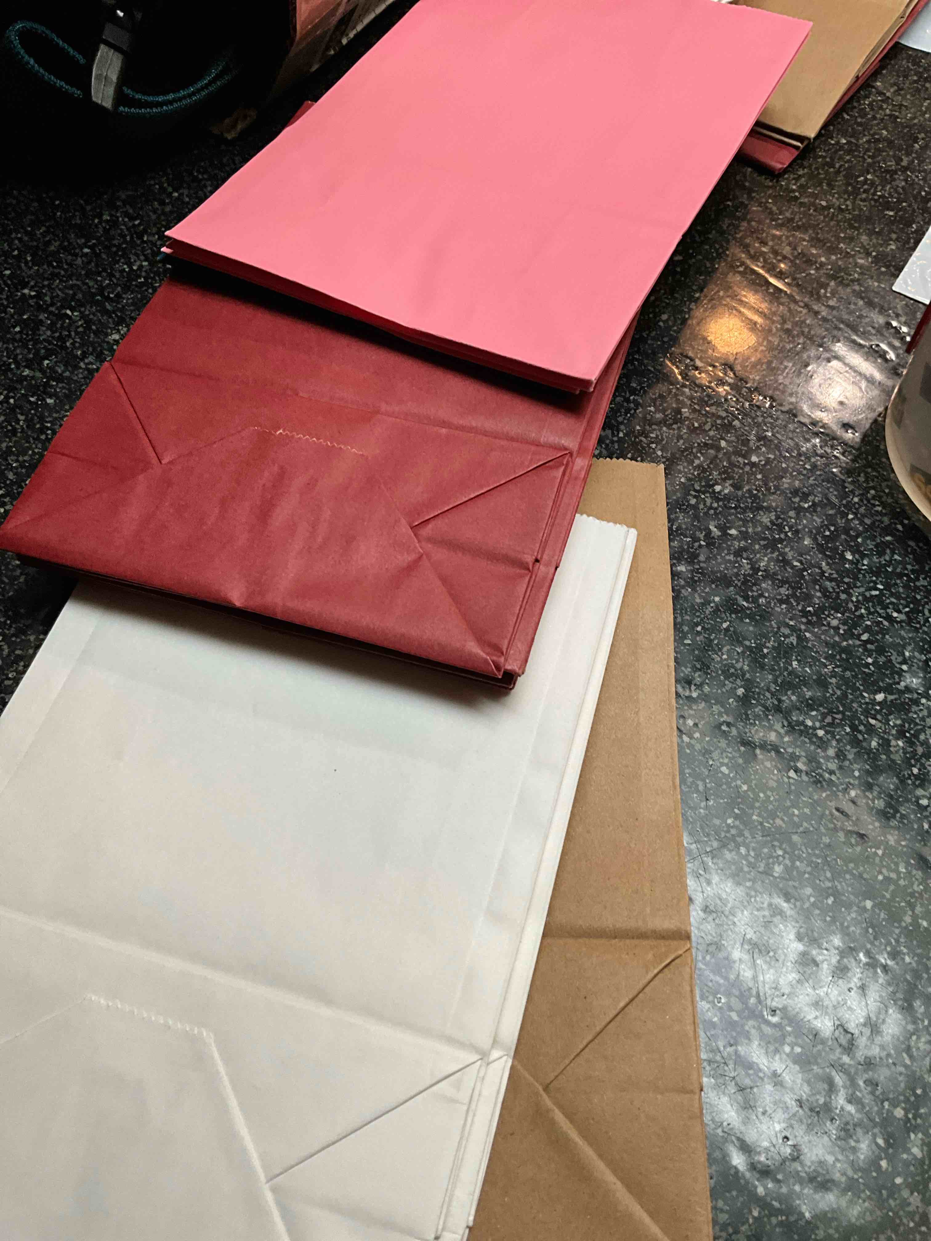 Condition photo showing New/Like New for Gift/Birthday Party - Bags 