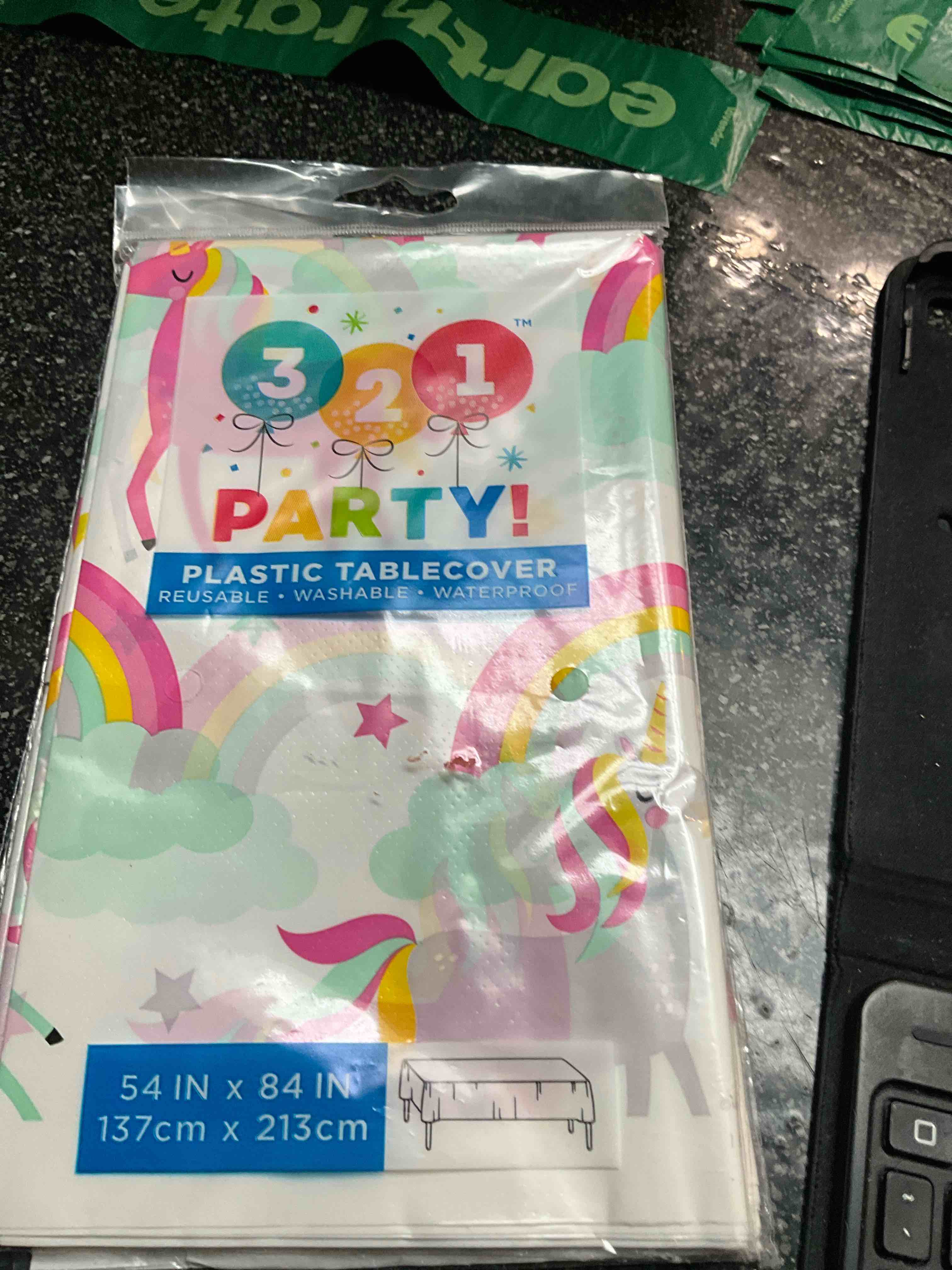 3 2 1 Party - Plastic Table Cover - 54 x 84 - Unicorns 
