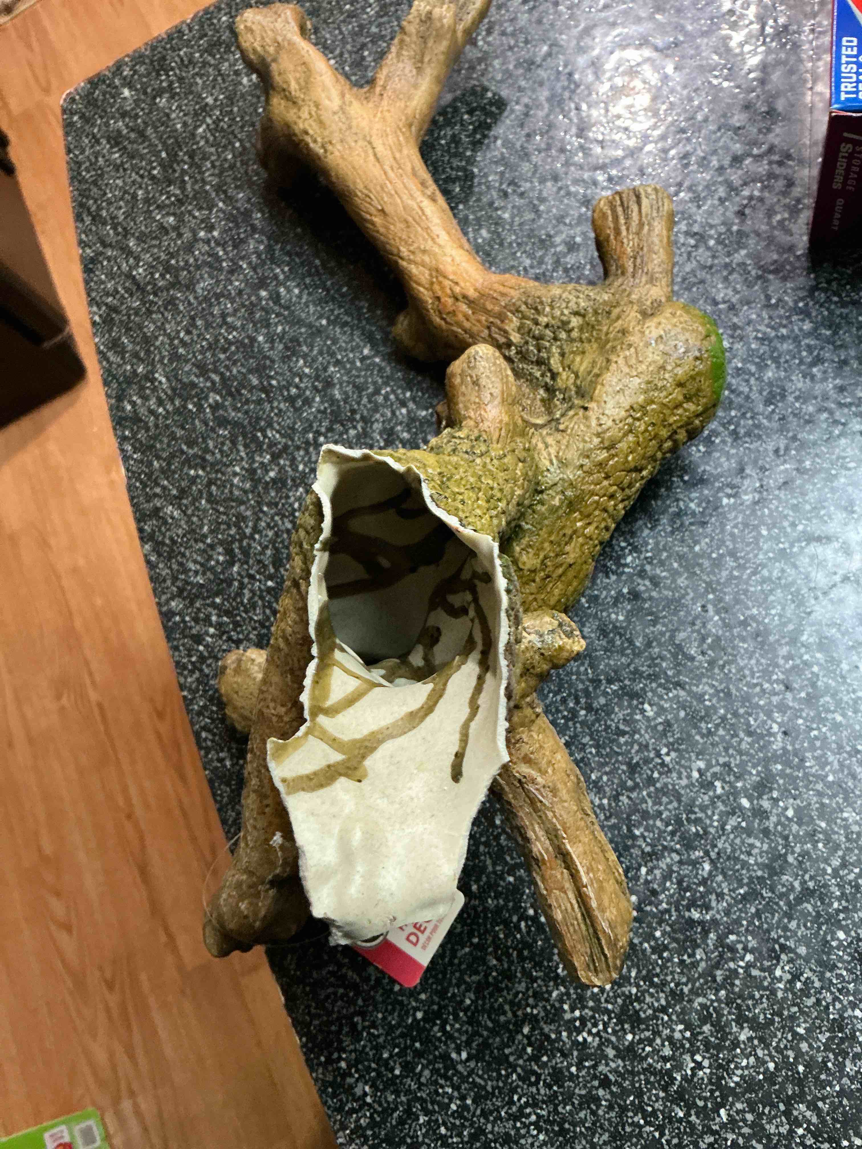 Thrive Habitat Decor