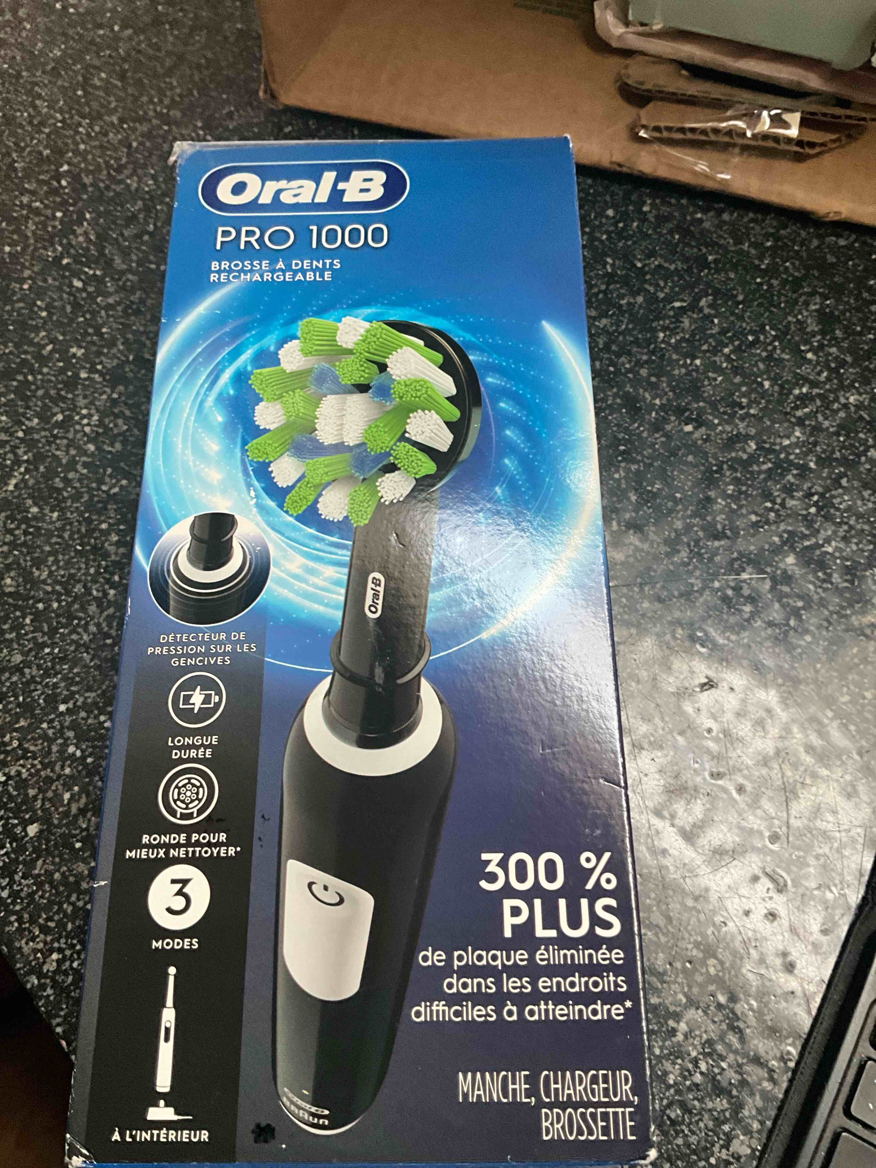 Oral-B Pro 1000 Rechargeable Electric Toothbrush, Black