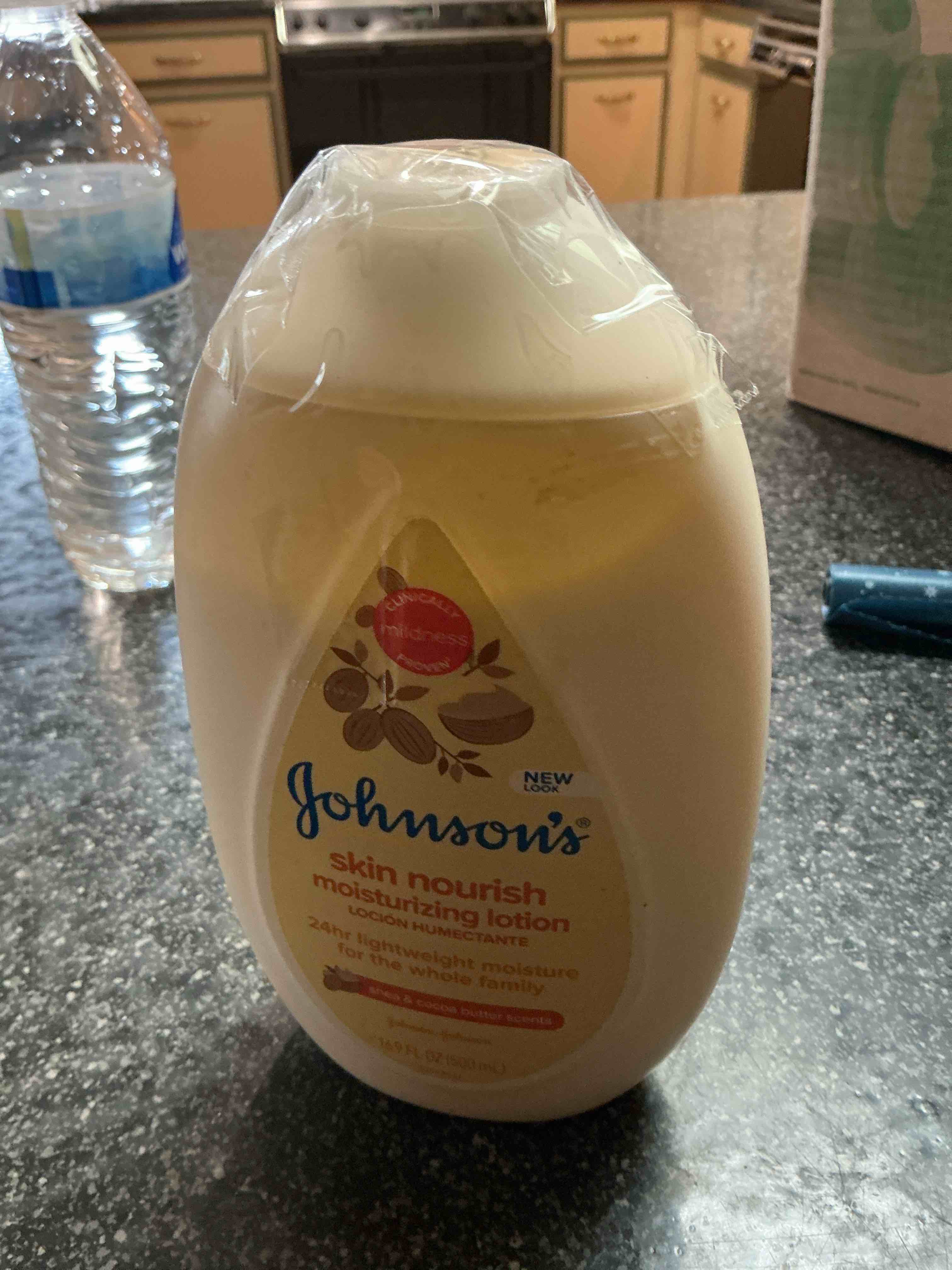 Johnson’s Skin Nourish Moisturizing Lotion 16.9 OZ. 