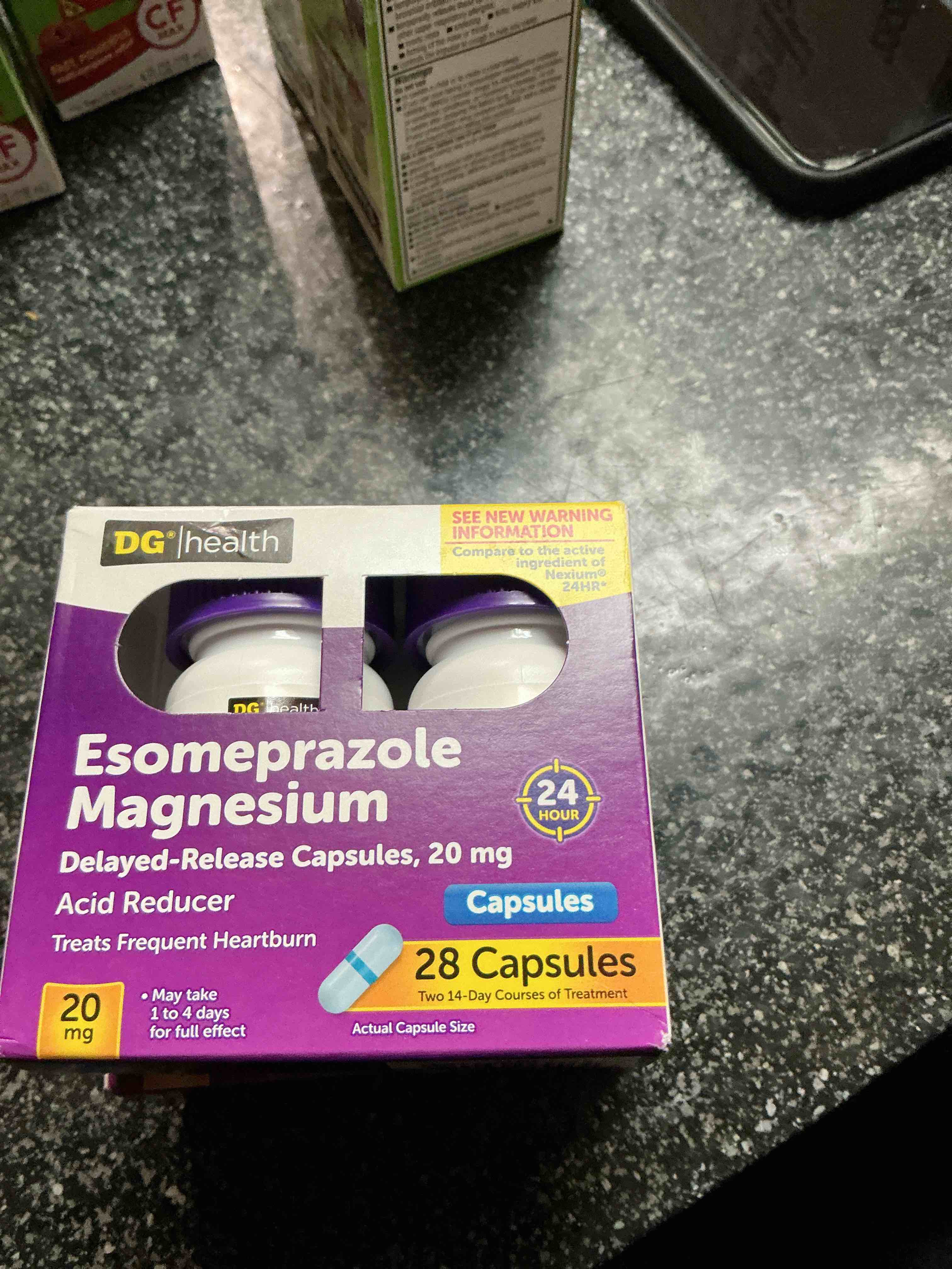dg health esomeprazole magnesium 20 mg. 28 capsules 