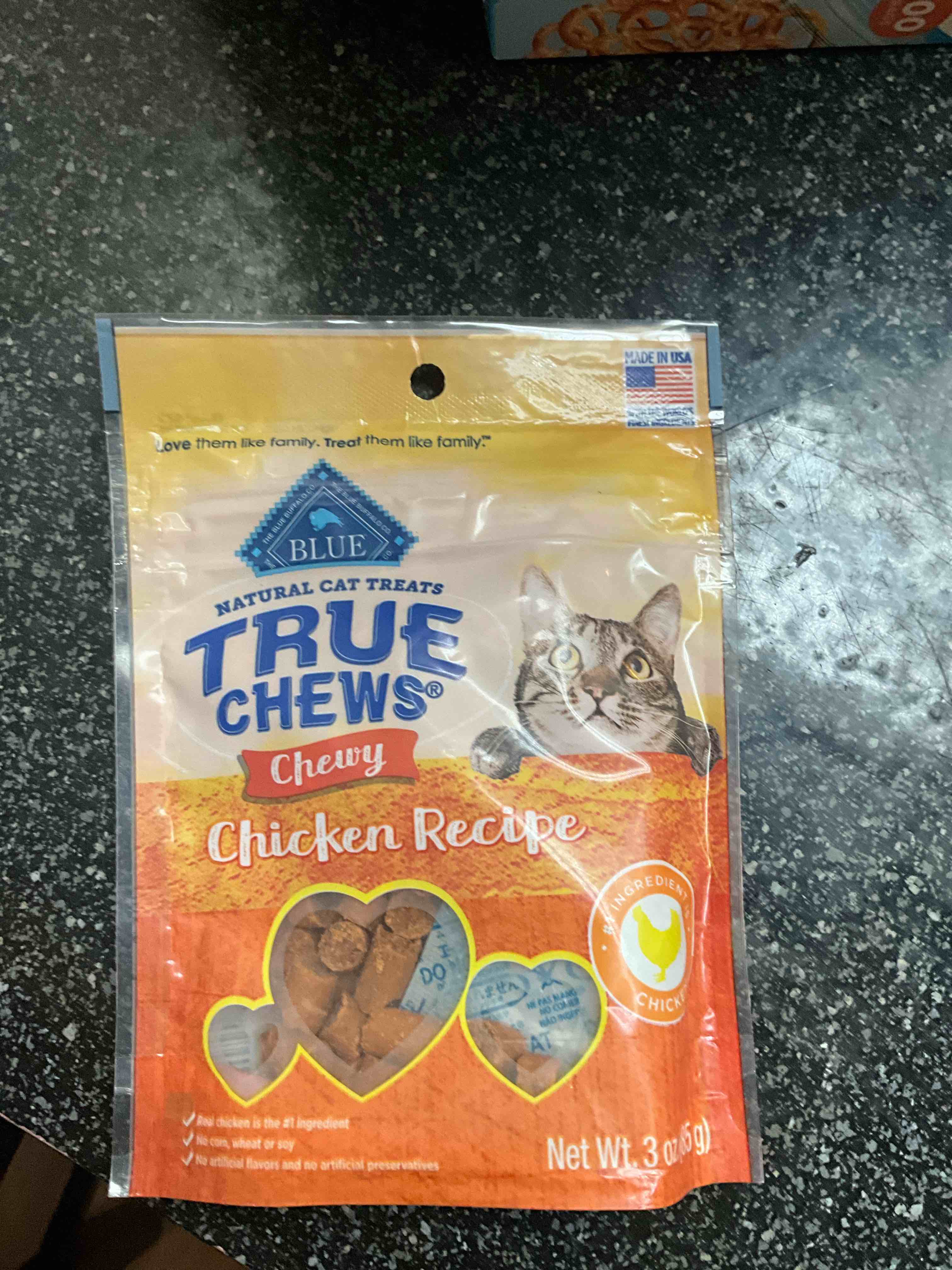 blue buffalo true chews natural chewy cat treats, made in the usa, chicken recipe, 3-oz resealable bag