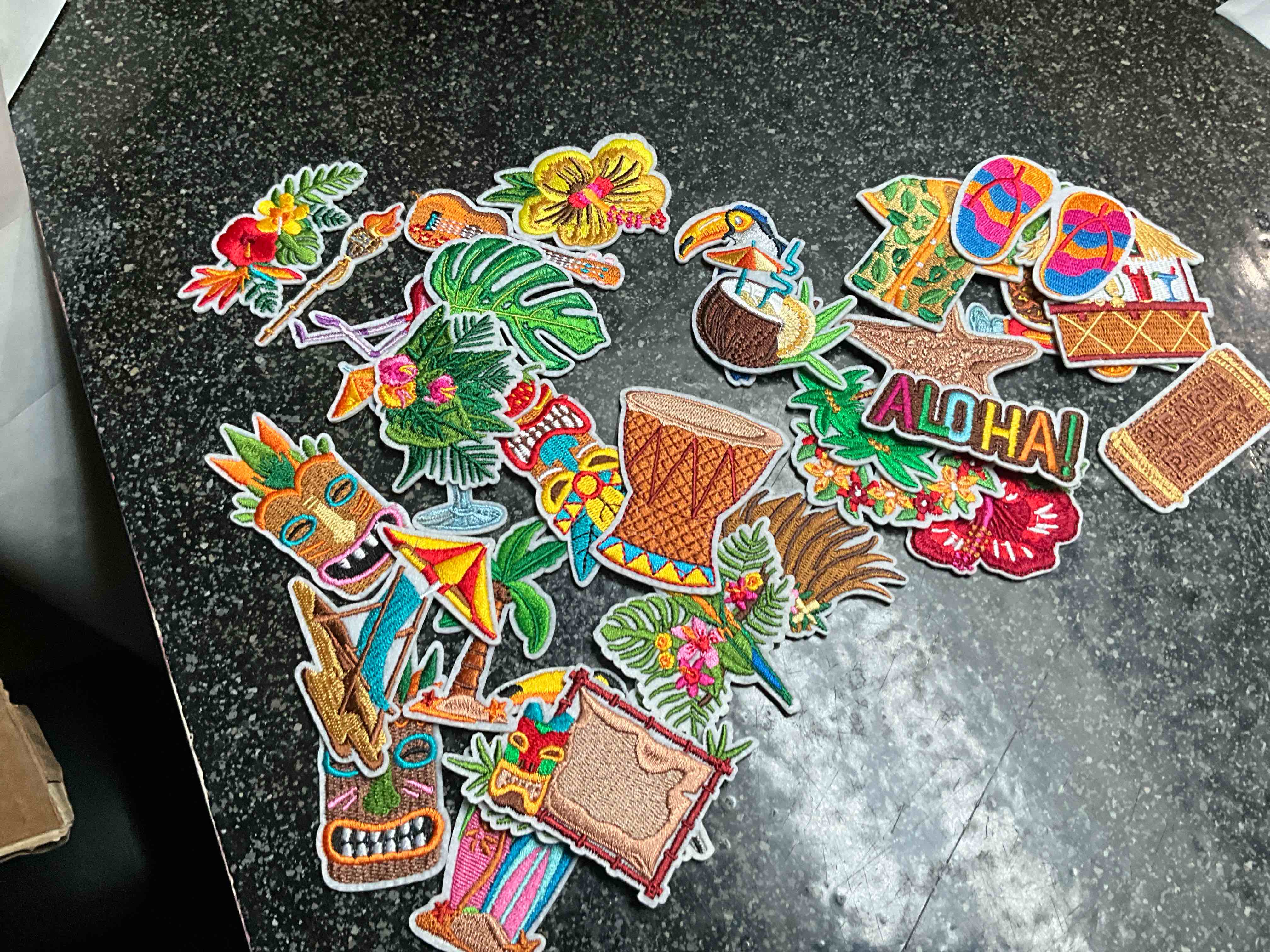 Condition photo showing New/Like New for Margaritaville/Aloha/Hawaiian - Iron On Patches 