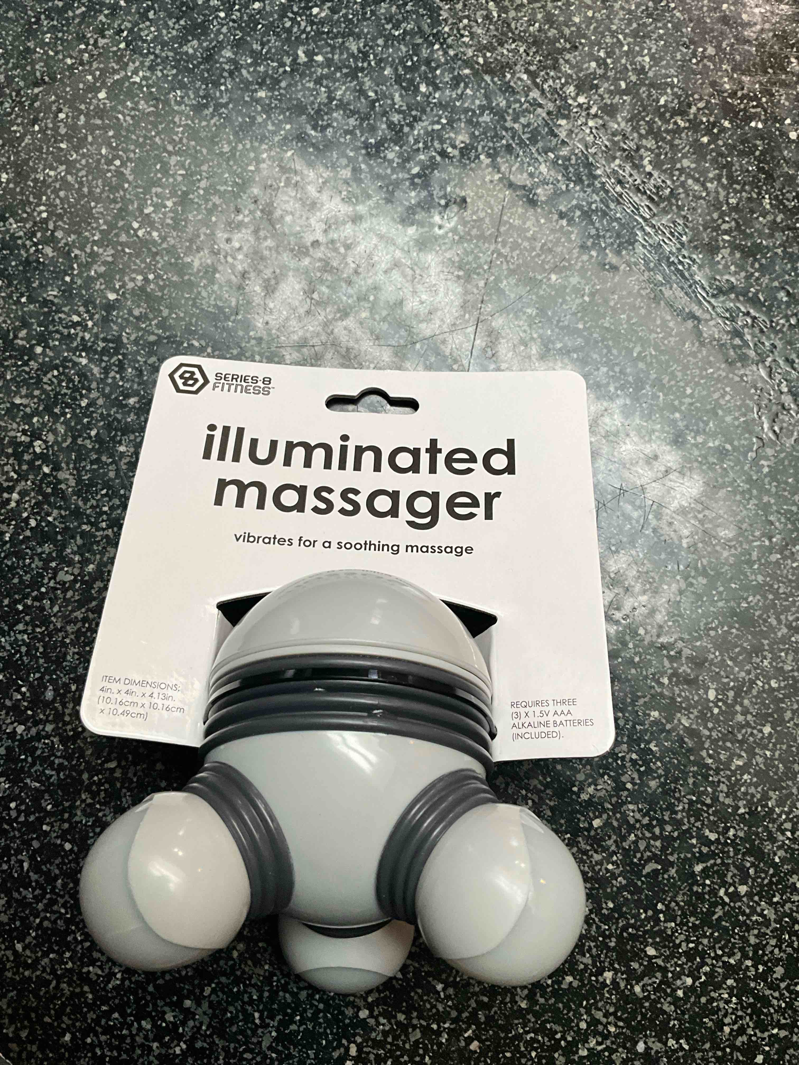 Condition photo showing New/Like New for Series 8 Fitness - Illuminated Massager - for a soothing massage 