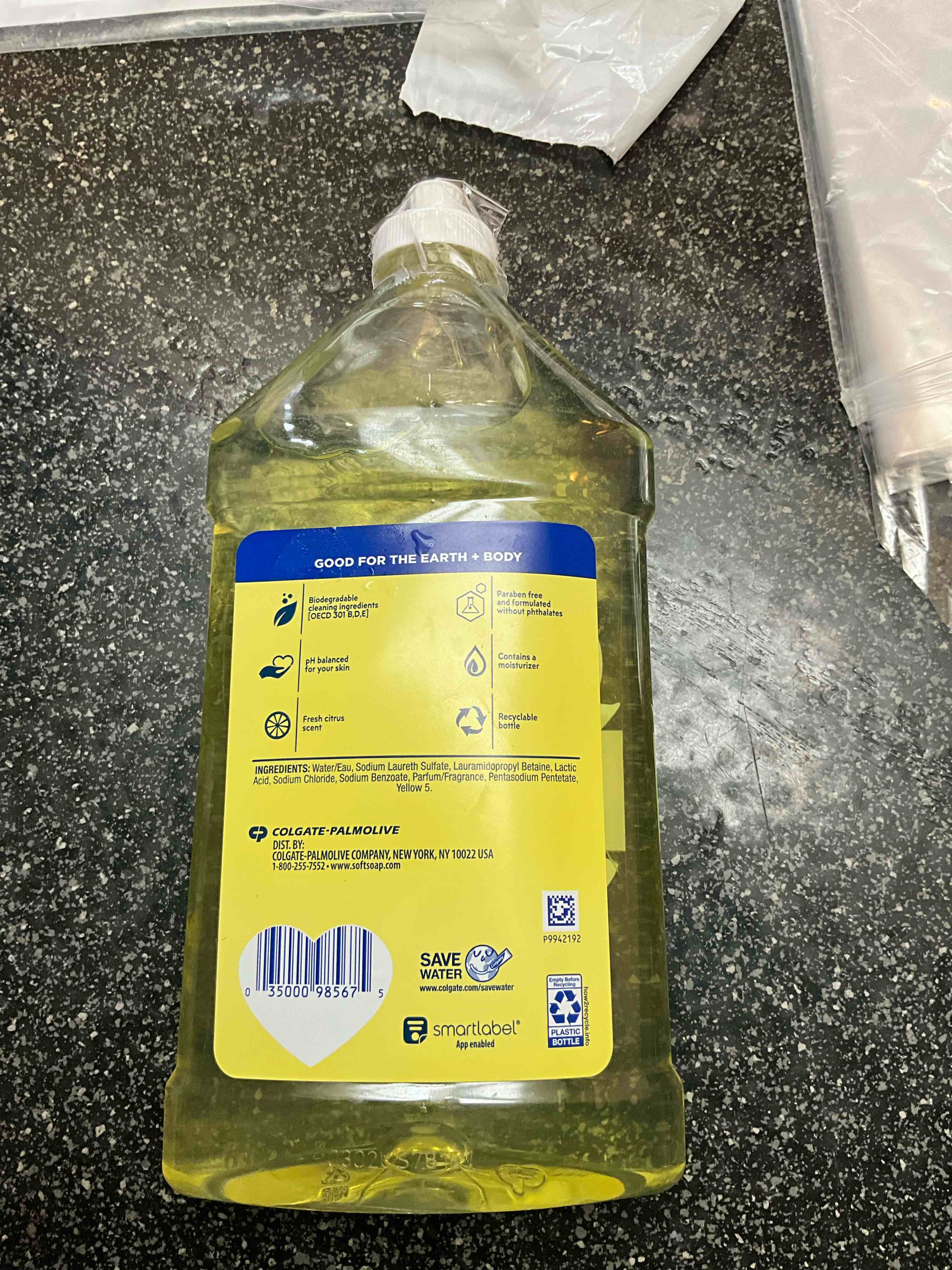 Condition photo showing New/Like New for Softsoap Liquid Hand Soap Refill, Refreshing Citrus with Lemon Scent - 32 Fluid Ounce