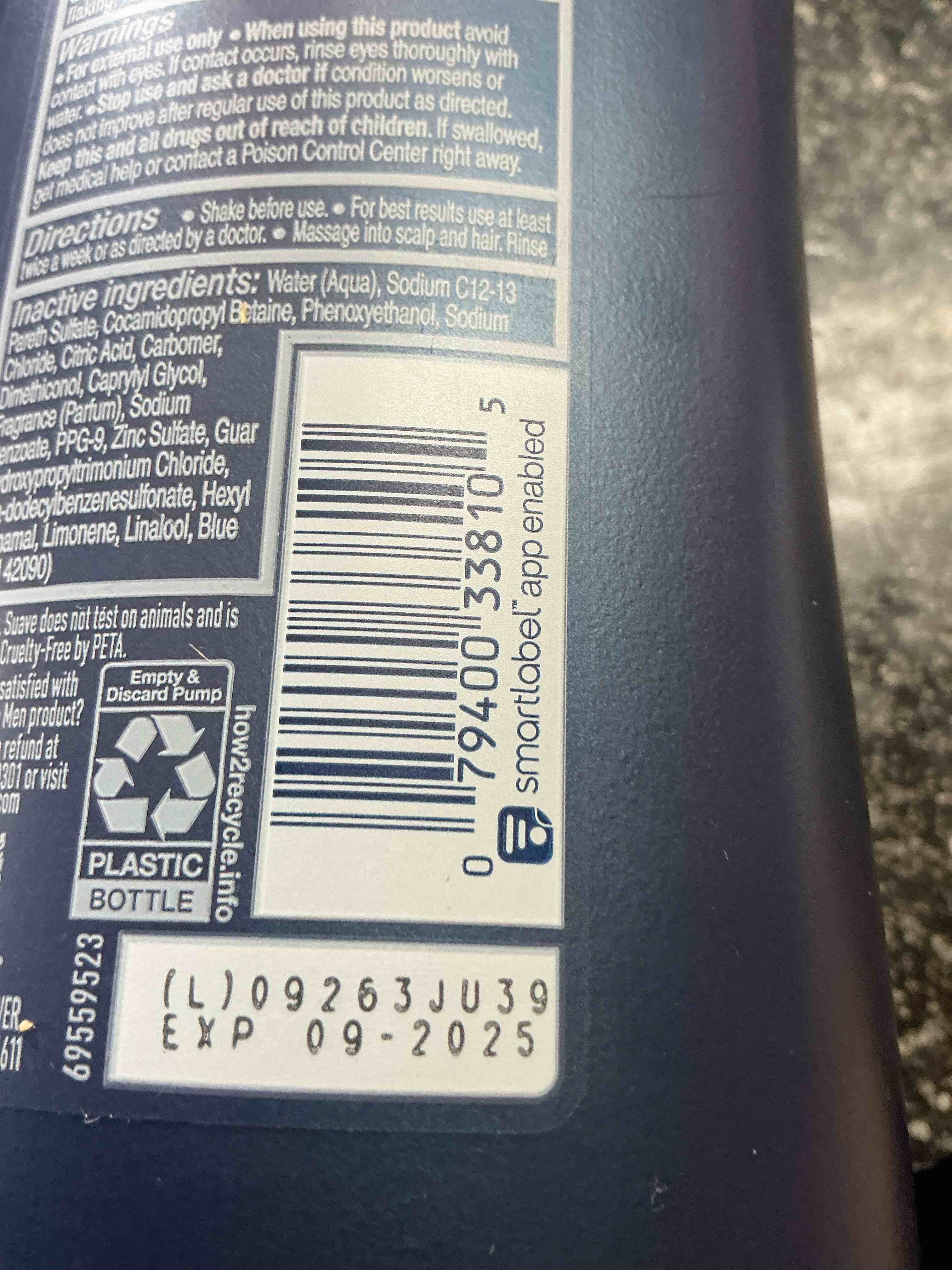 Condition photo showing As Is for Suave Men Classic Clean 2-In-1 Anti - Dandruff Shampoo Size 28 OZ. 