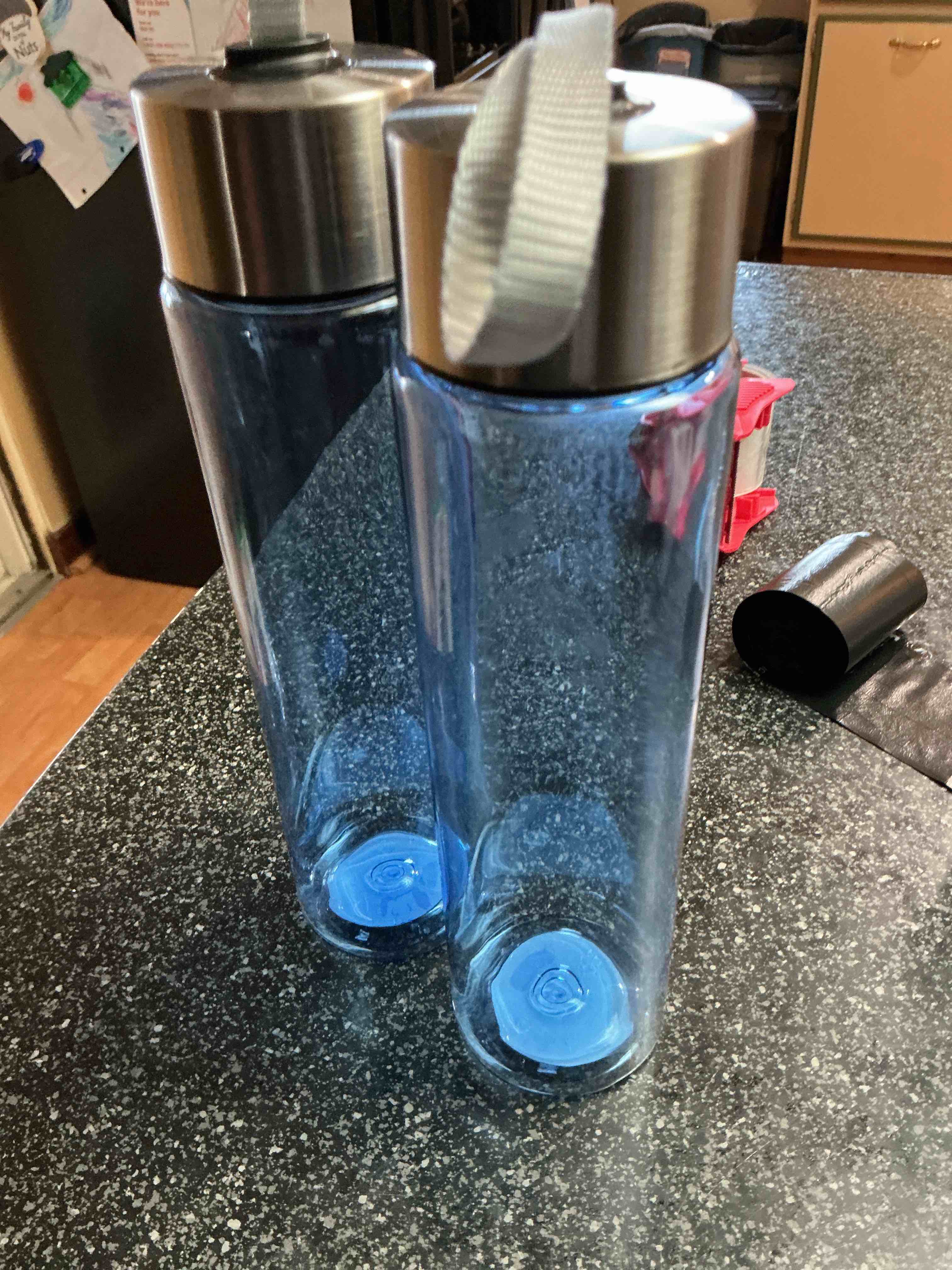 main stay 18 oz. water bottles 