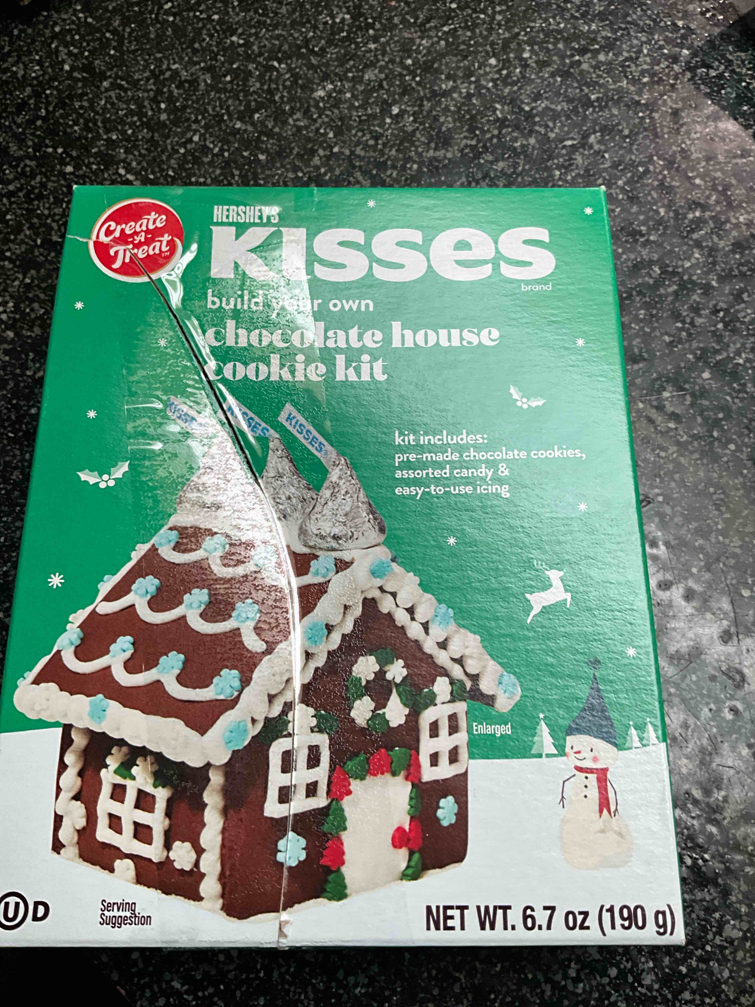 Hershey's Kisses Chocolate Dream House Cookie Kit