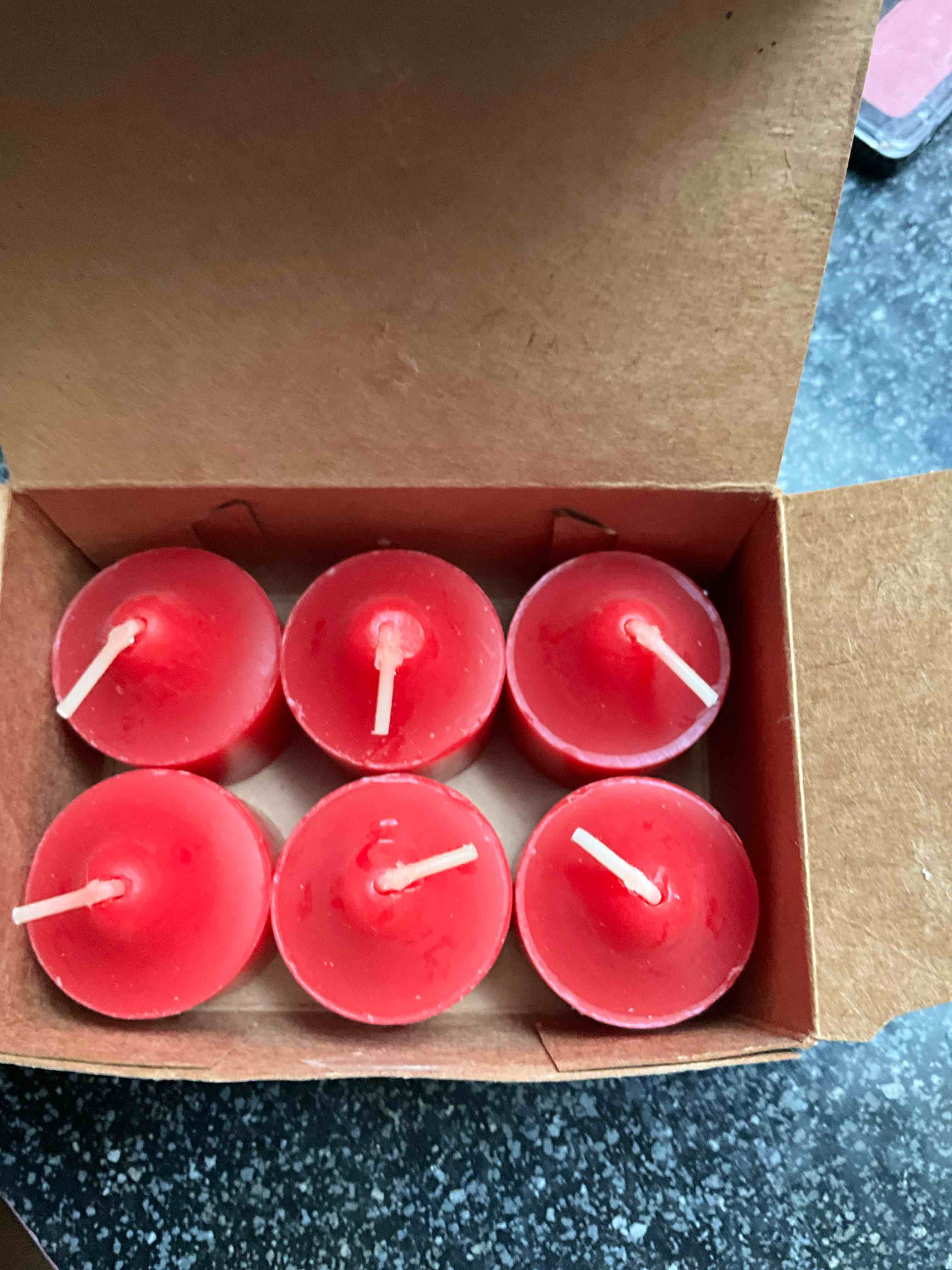 Condition photo showing New/Like New for Party Lite - 6 count - Red - Votive Candles