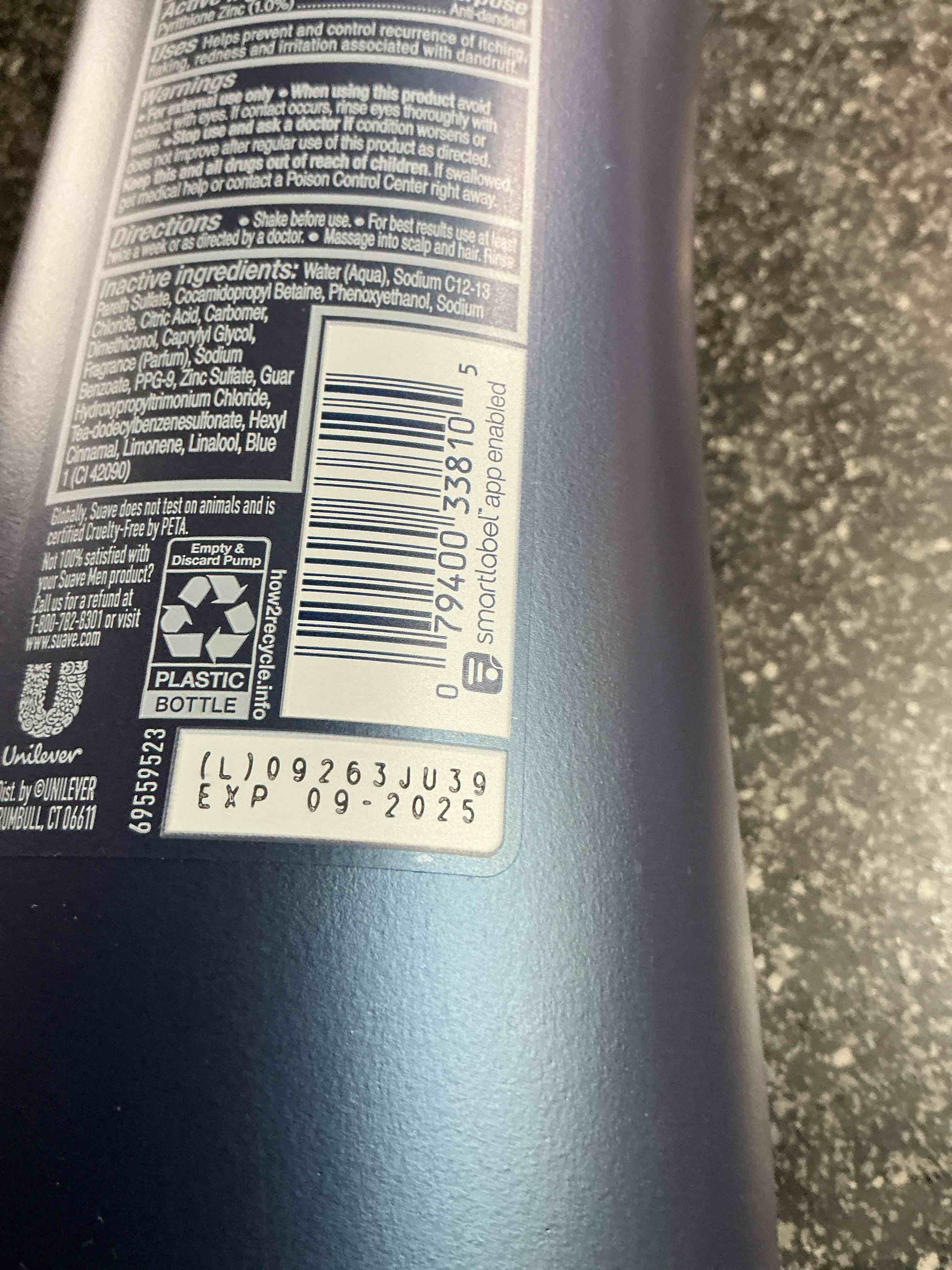 Condition photo showing As Is for Suave Men Bamboo & Fresh Water Scent - Classic Clean 2 in 1 - 28 OZ.