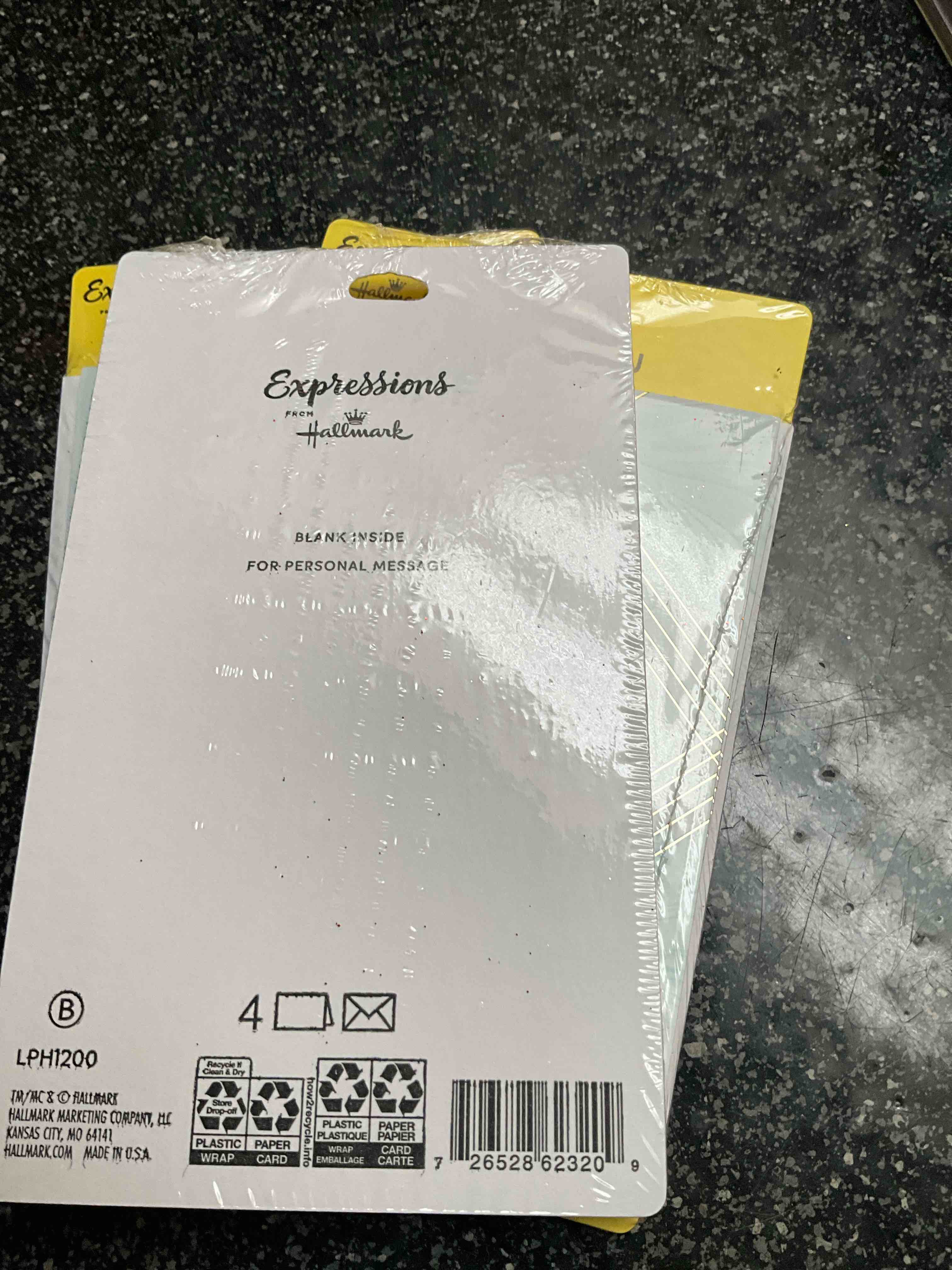 Condition photo showing New/Like New for Hallmark Expressions - 4 Thank You Cards 