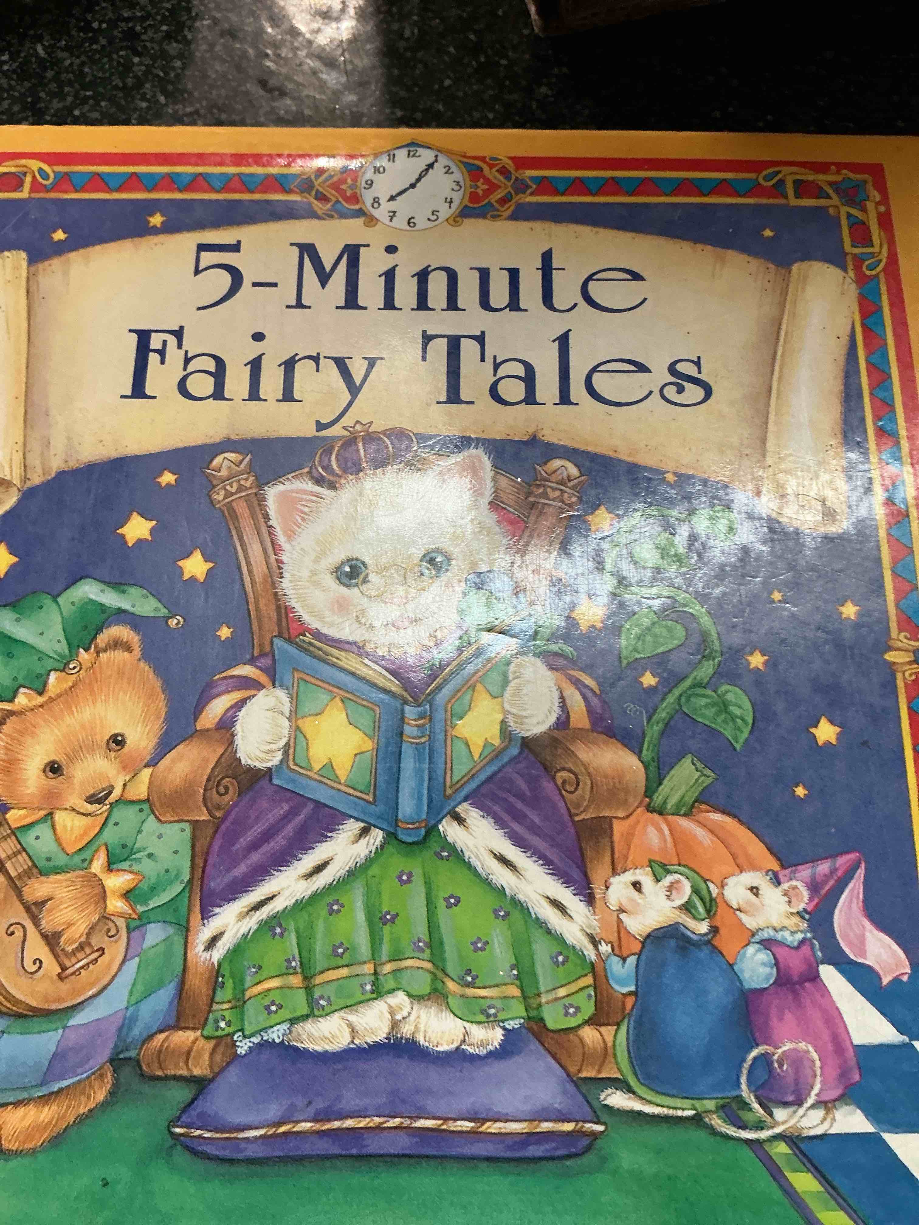 Condition photo showing New/Like New for 5 Minute Fairy Tales 