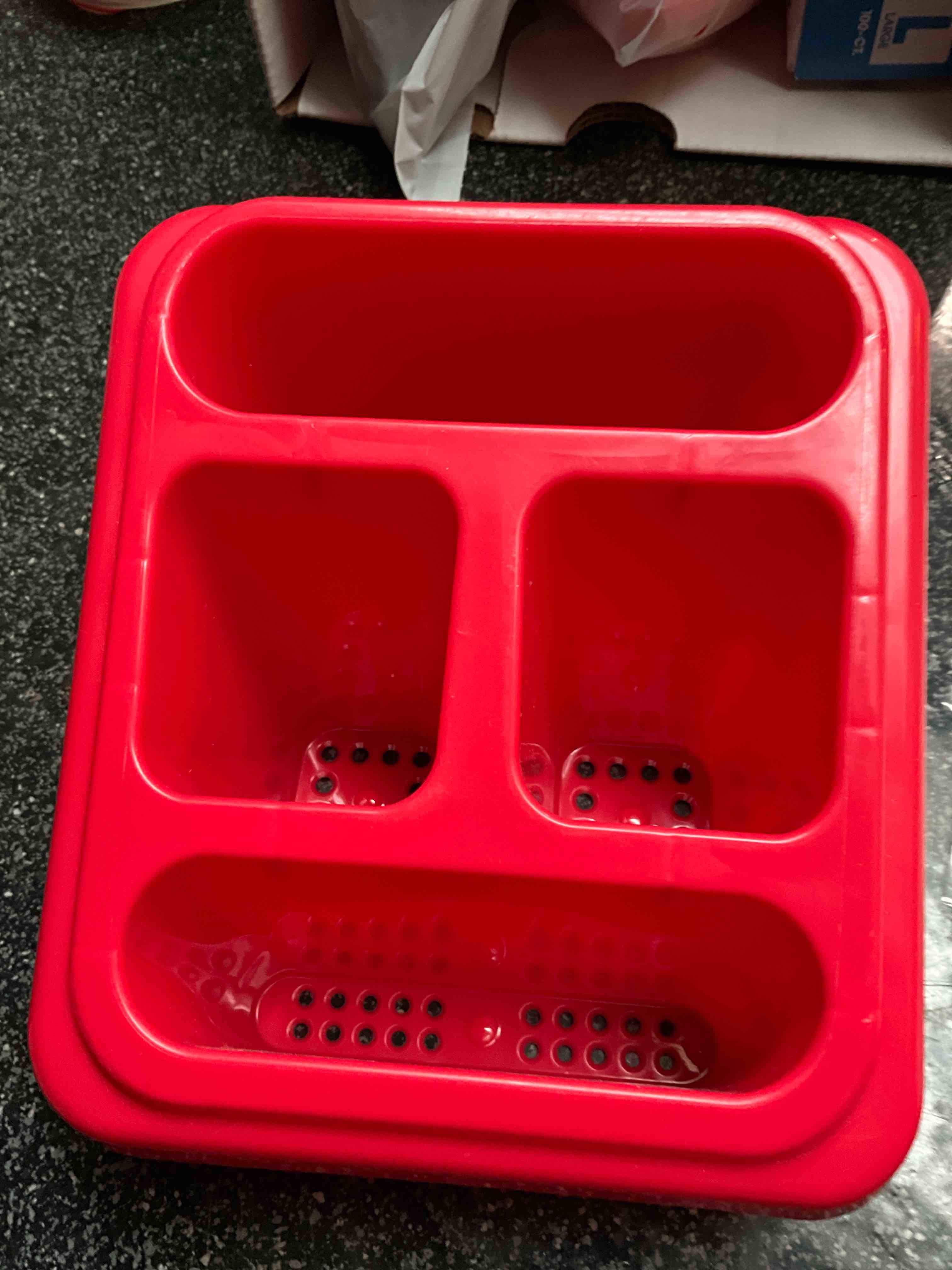 Condition photo showing New/Like New for 4 Section - Craft Caddy 