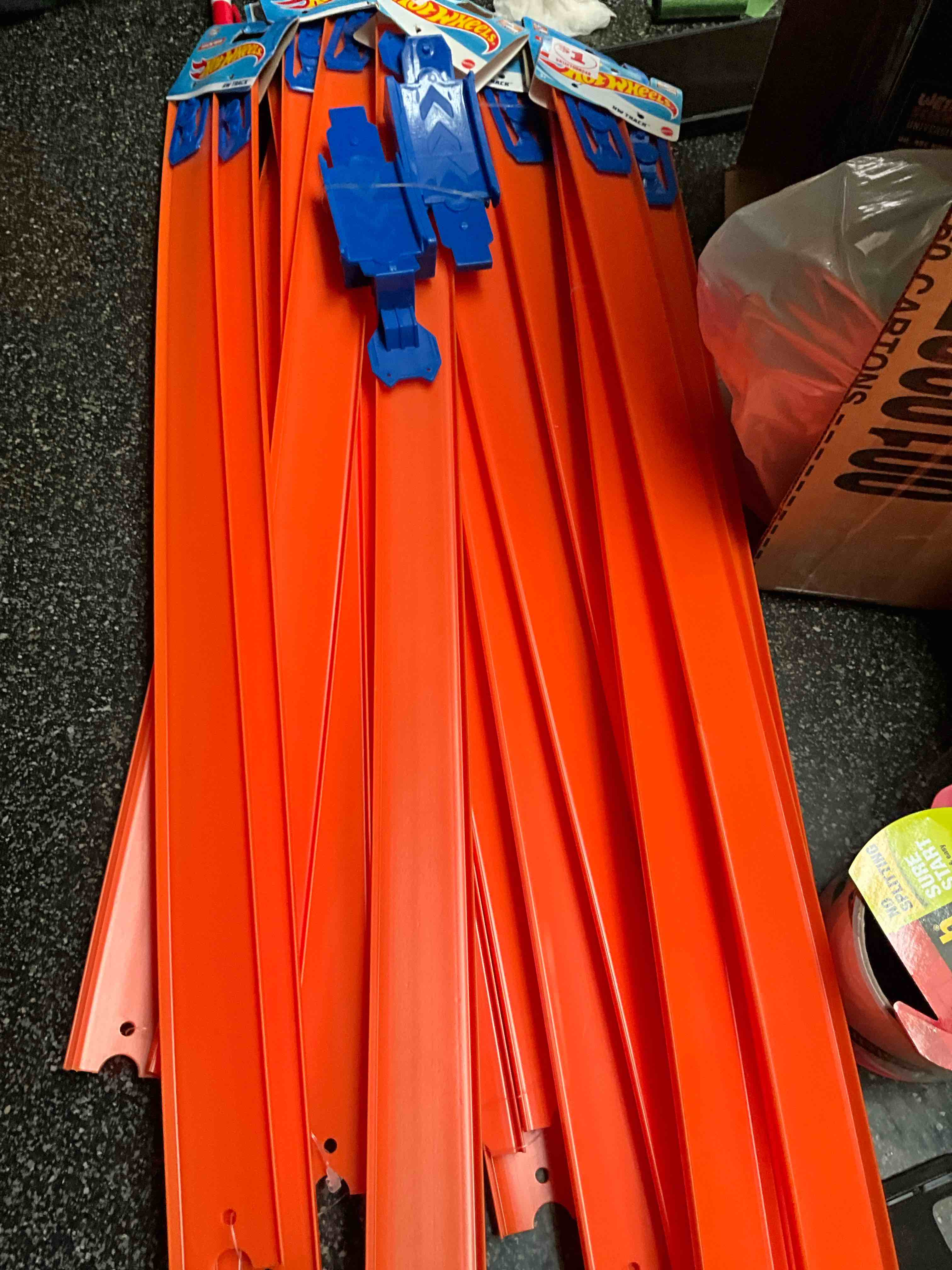 Condition photo showing New/Like New for Hot Wheels - Track - Connections - Ramps