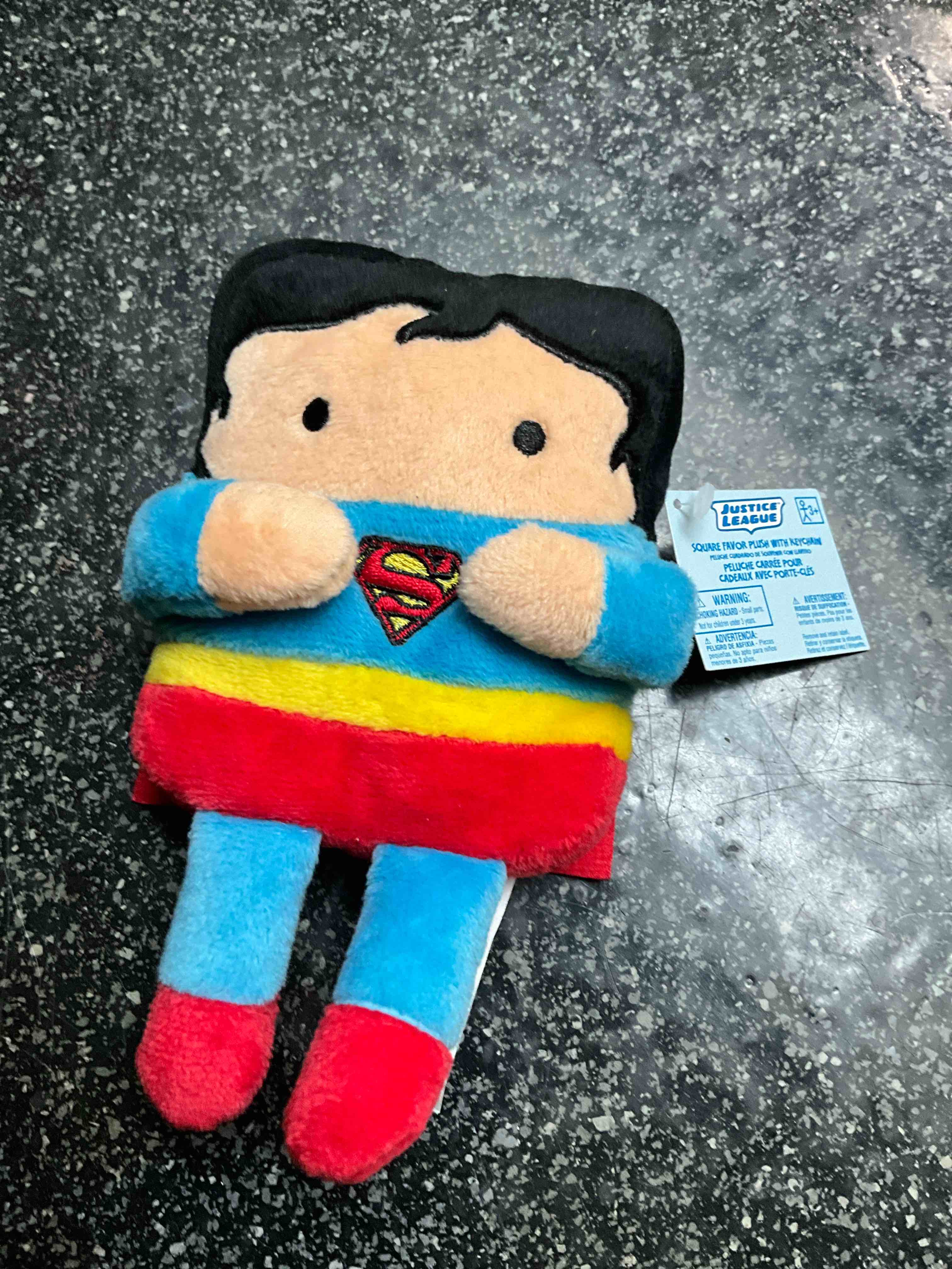 justice league - square favor plush with keychain 
