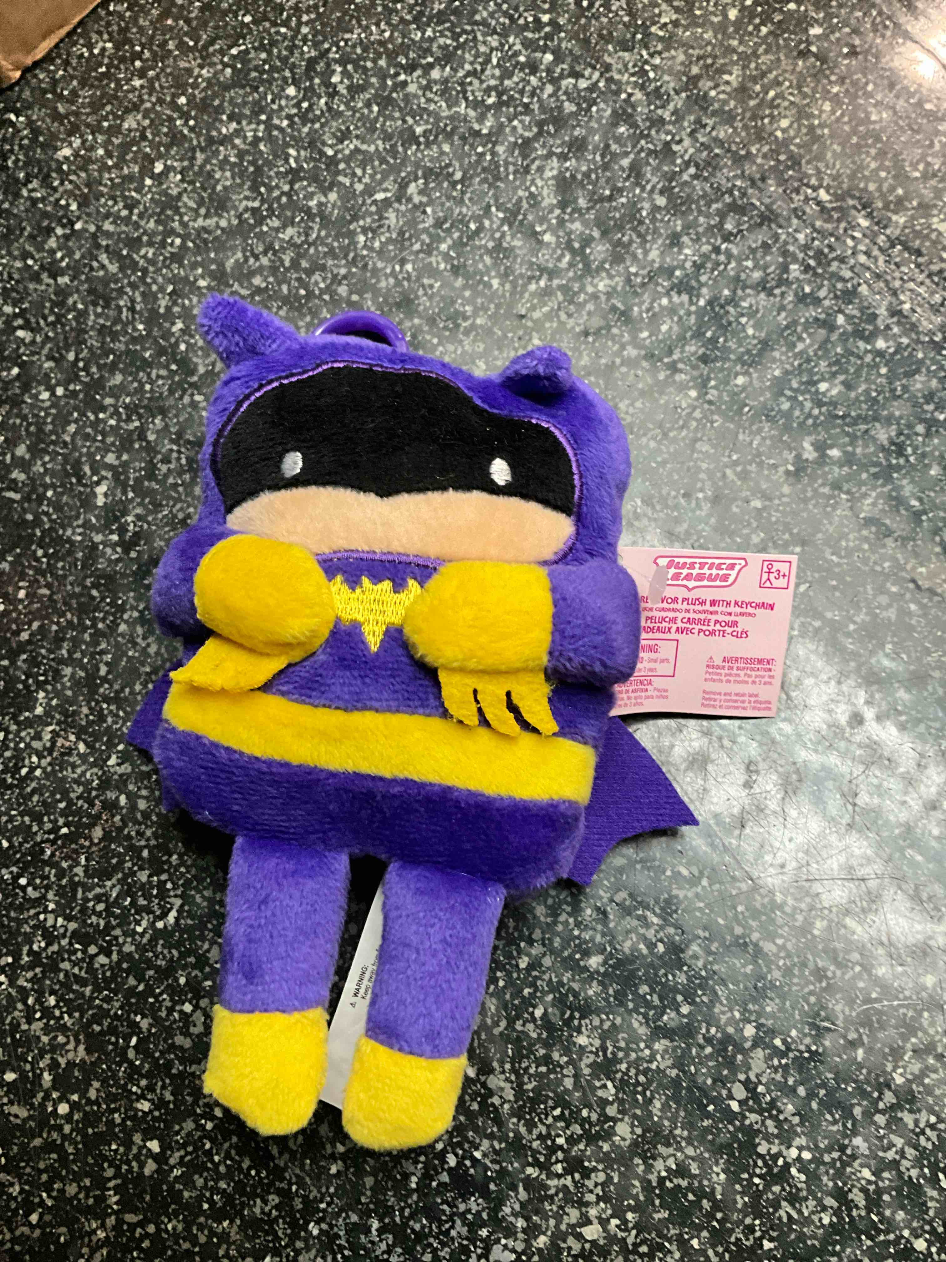 justice league - square favor plush with keychain 