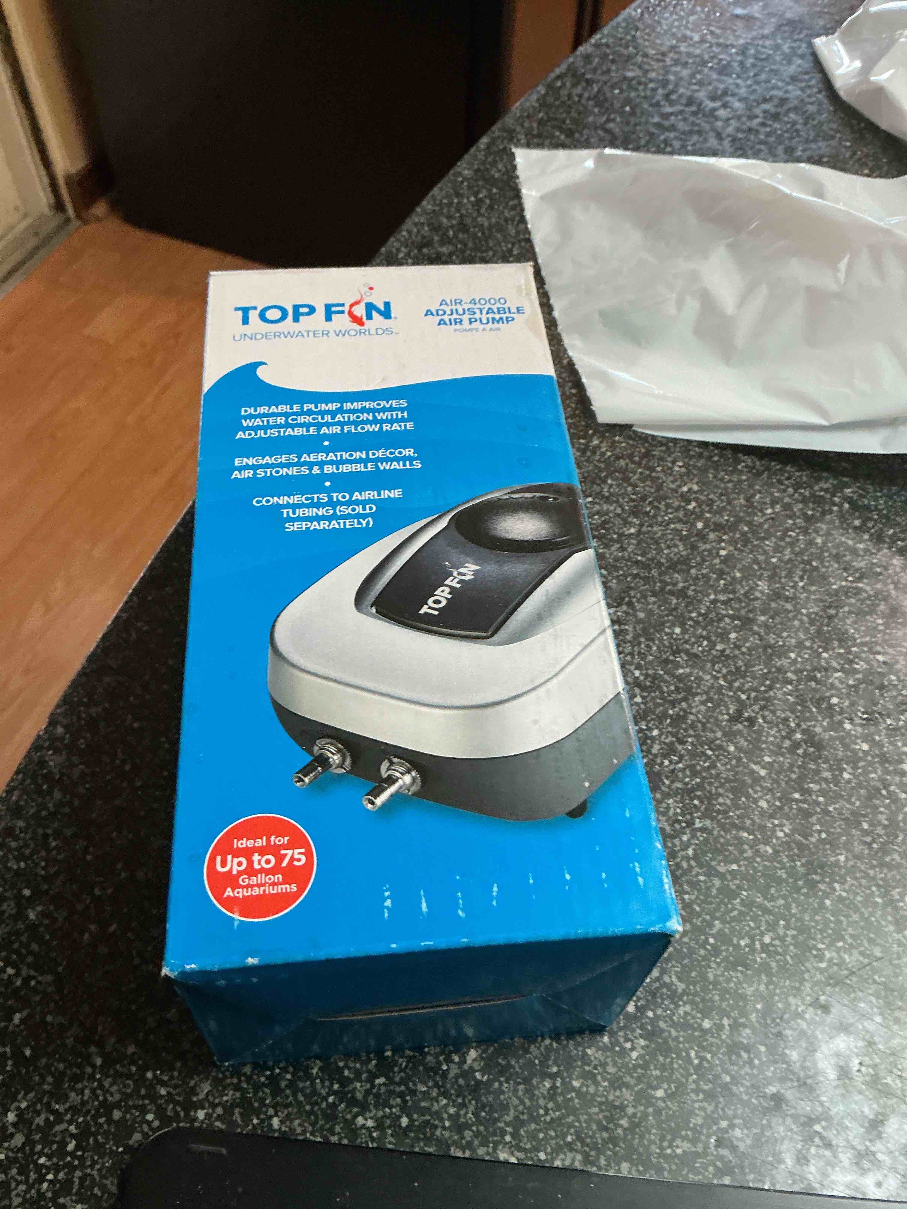 Condition photo showing New/Like New for Top Fin Air - 4000 Adjustable Air Pump  Ideal Up To 75 Gal. Aqu.