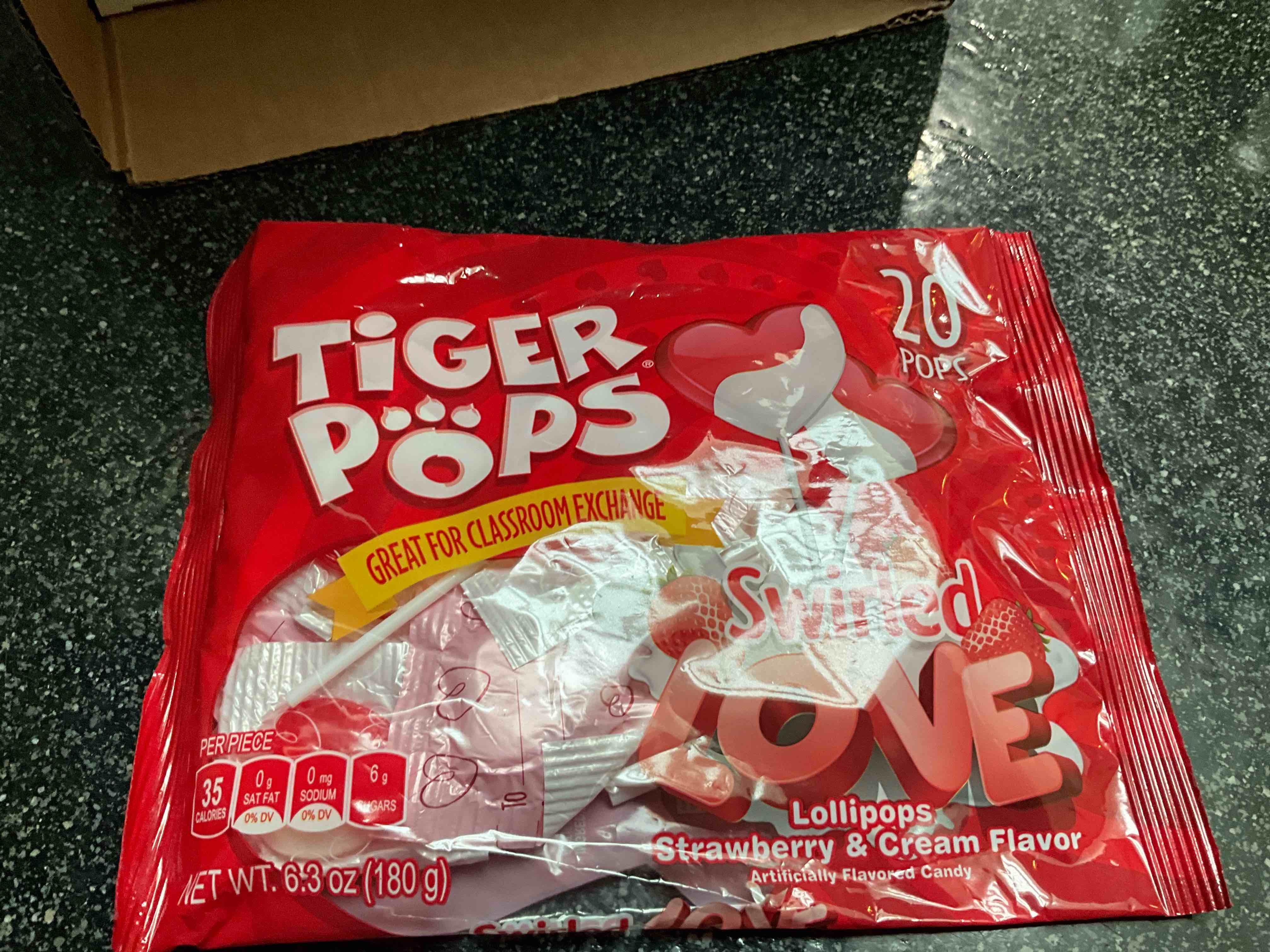 Condition photo showing New/Like New for Colombina Swirled Love Tiger Pops, Strawberry and Cream Flavored, Individually Wrapped Lollipops, 20 Count (Pack of 1)