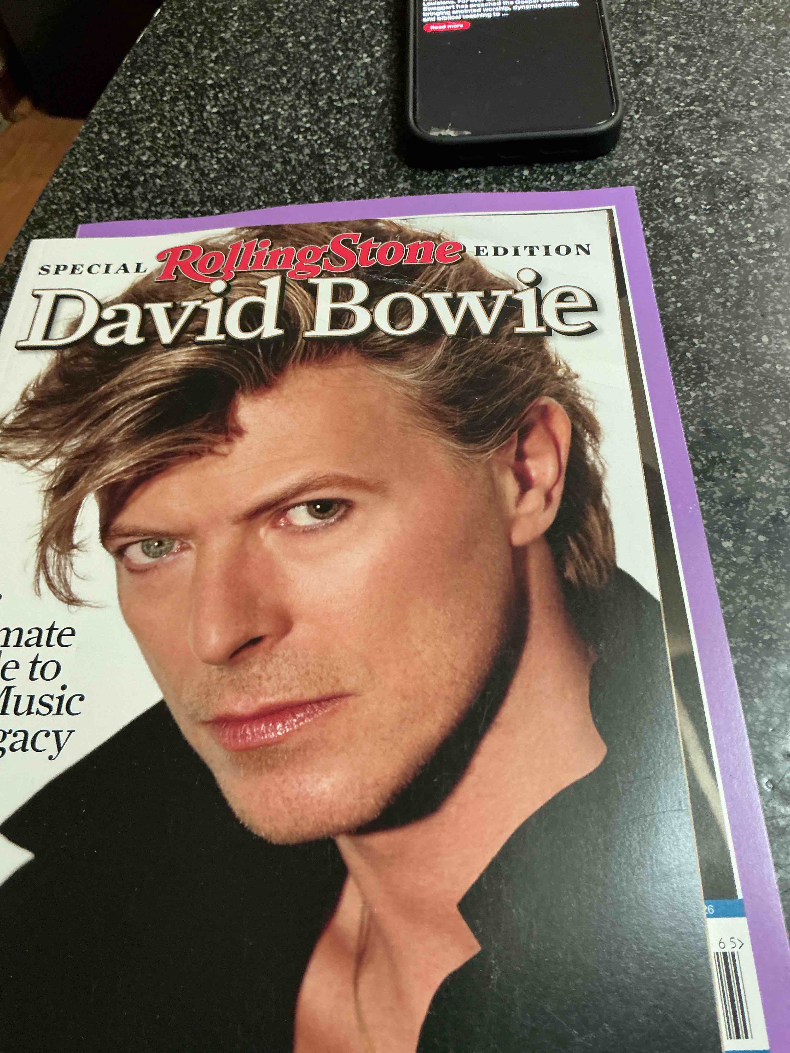 Condition photo showing New/Like New for Rolling Stone David Bowie 