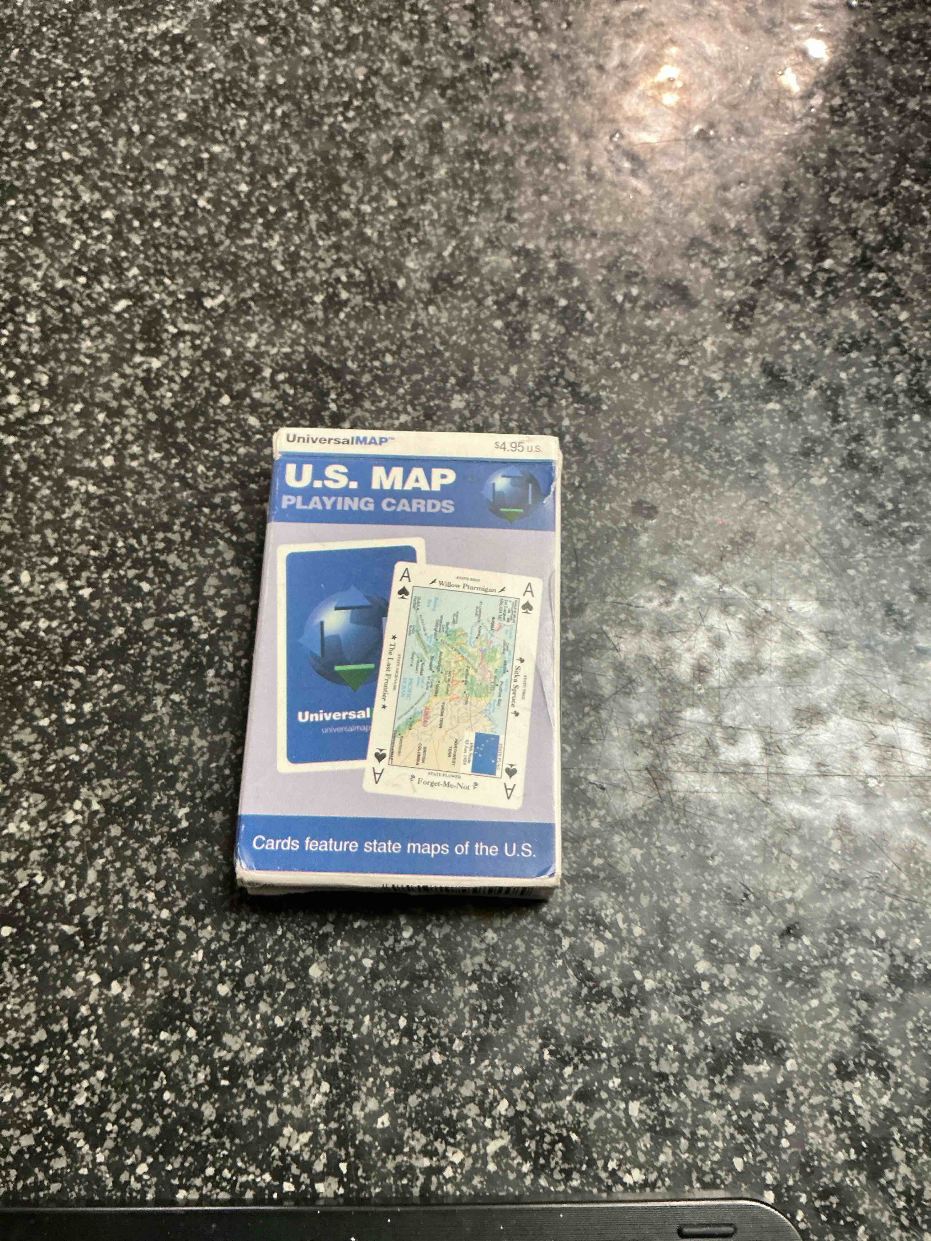 Condition photo showing New/Like New for Universal Map U. S . Map Playing Cards