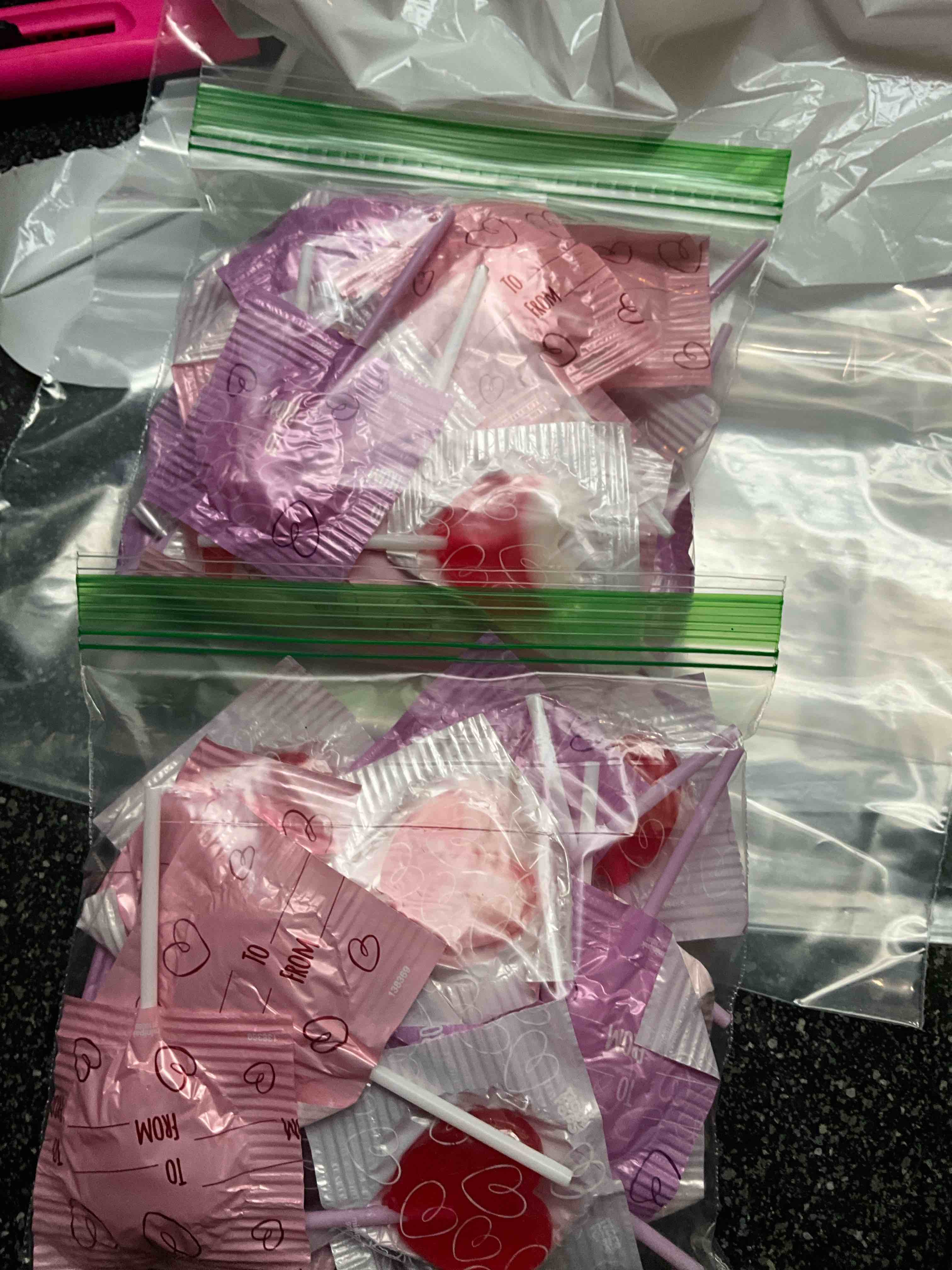 Condition photo showing New/Like New for Assorted Suckers/ Basket Stuffers - 40 count 