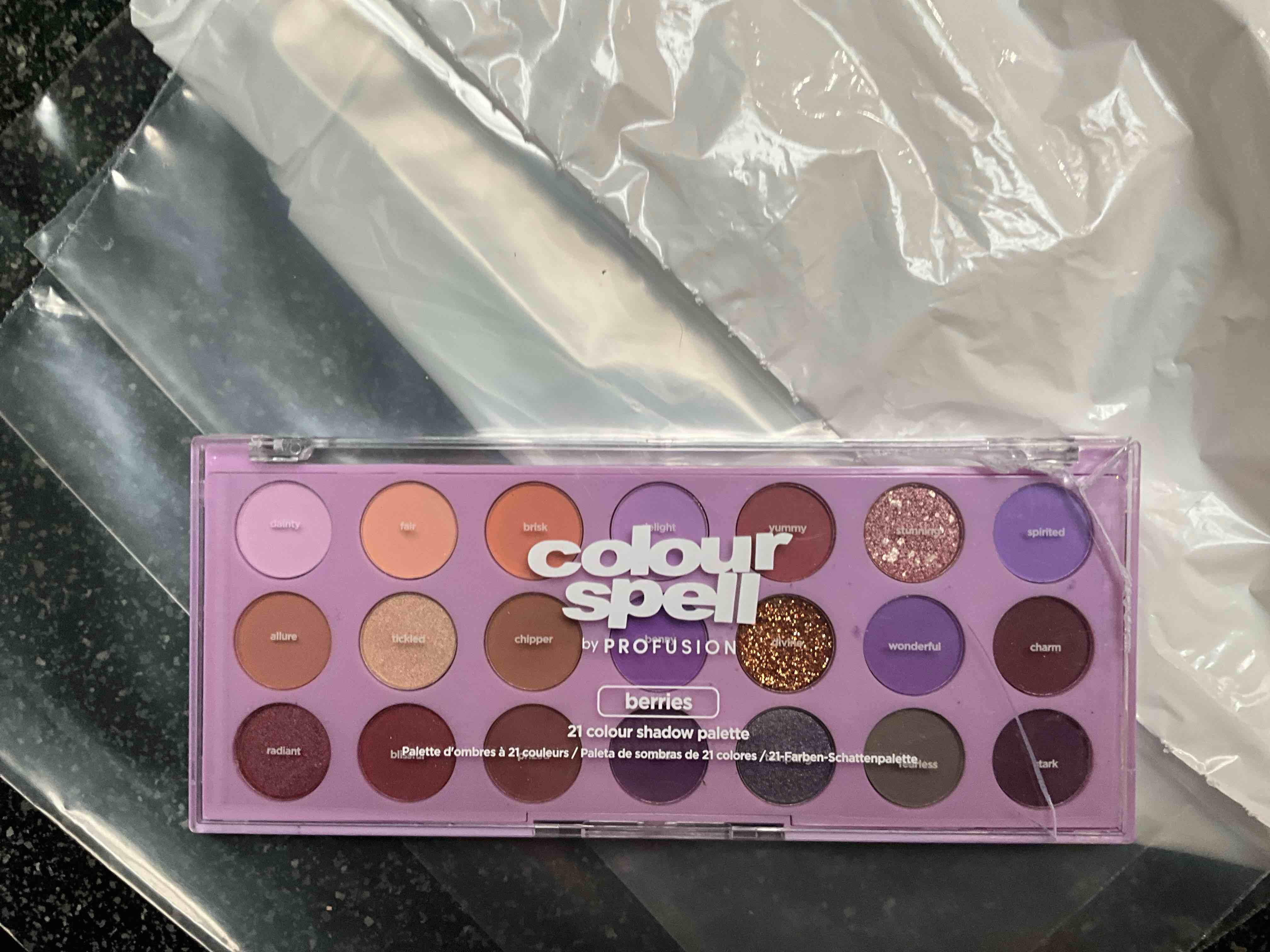 Condition photo showing New/Like New for Colour Spell by Profusion - 21 Color Shadow Pallet