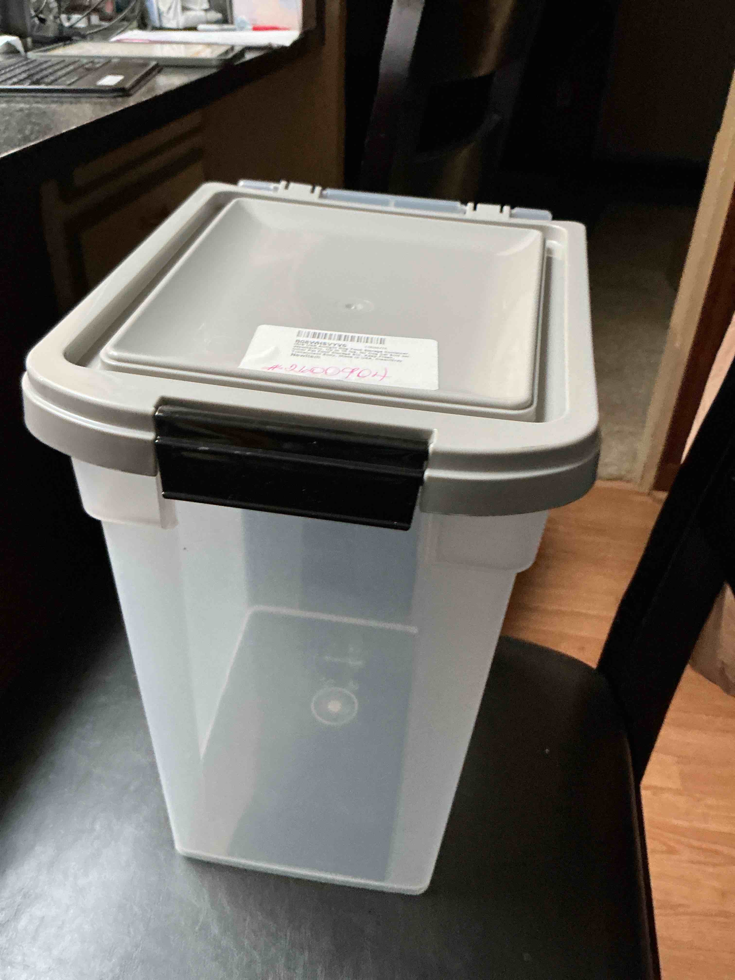 Condition photo showing New/Like New for Pet Toy/Food/Treat Bin 