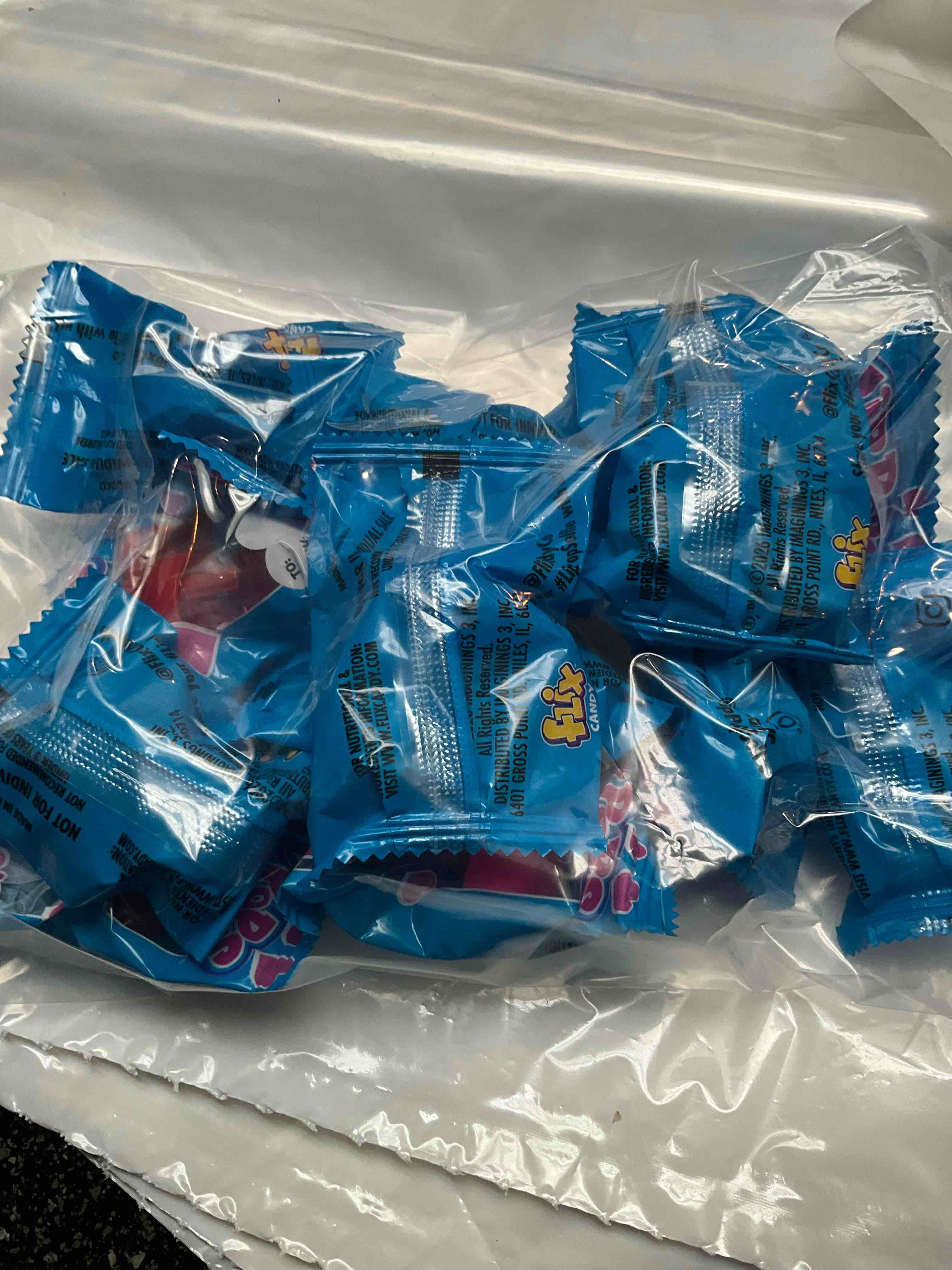 Condition photo showing New/Like New for Lip Pops Lollipops - 12 ct. Assorted Flavors 