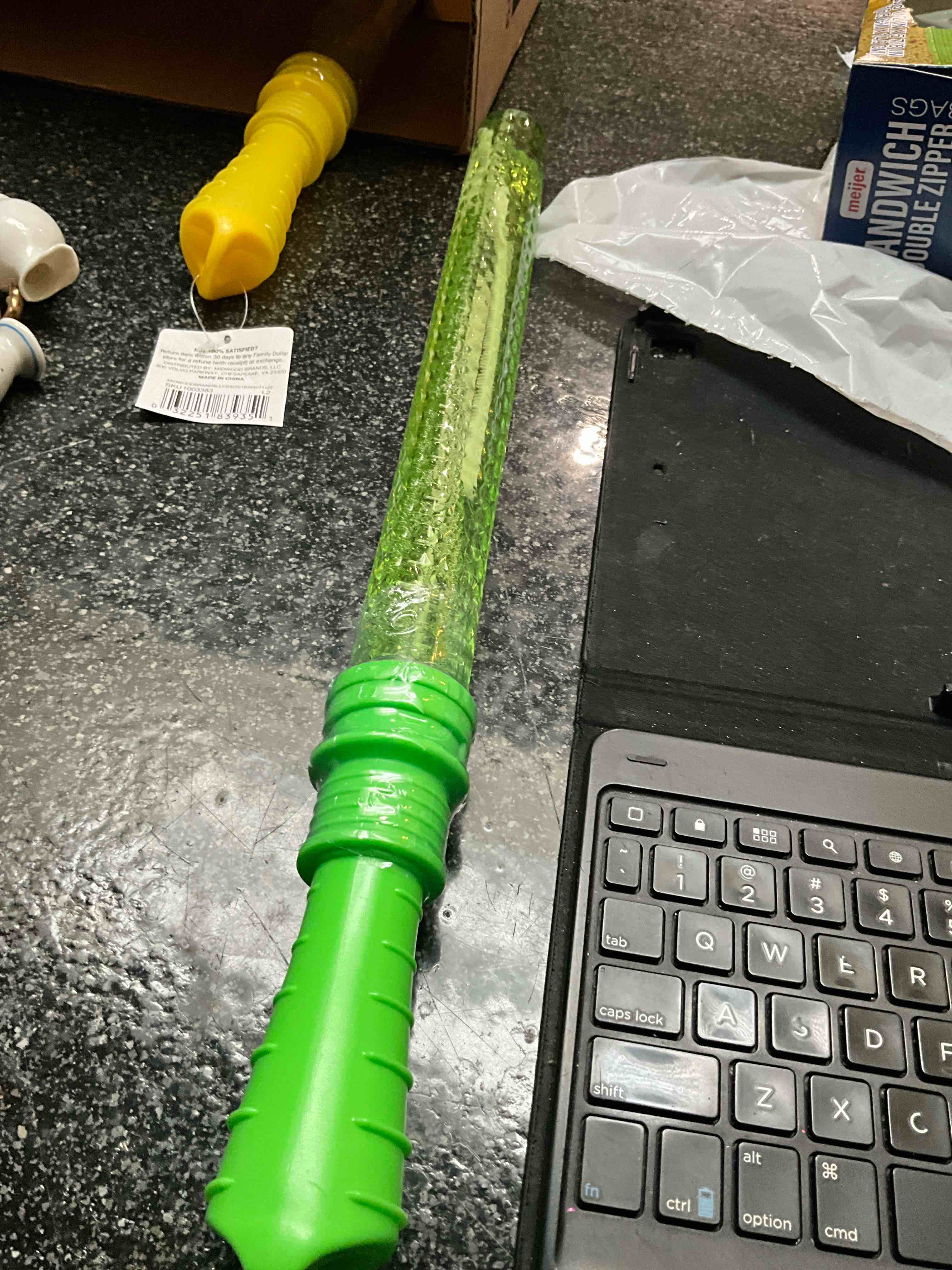 Toymazing - Bubbler Stick - 7 oz 