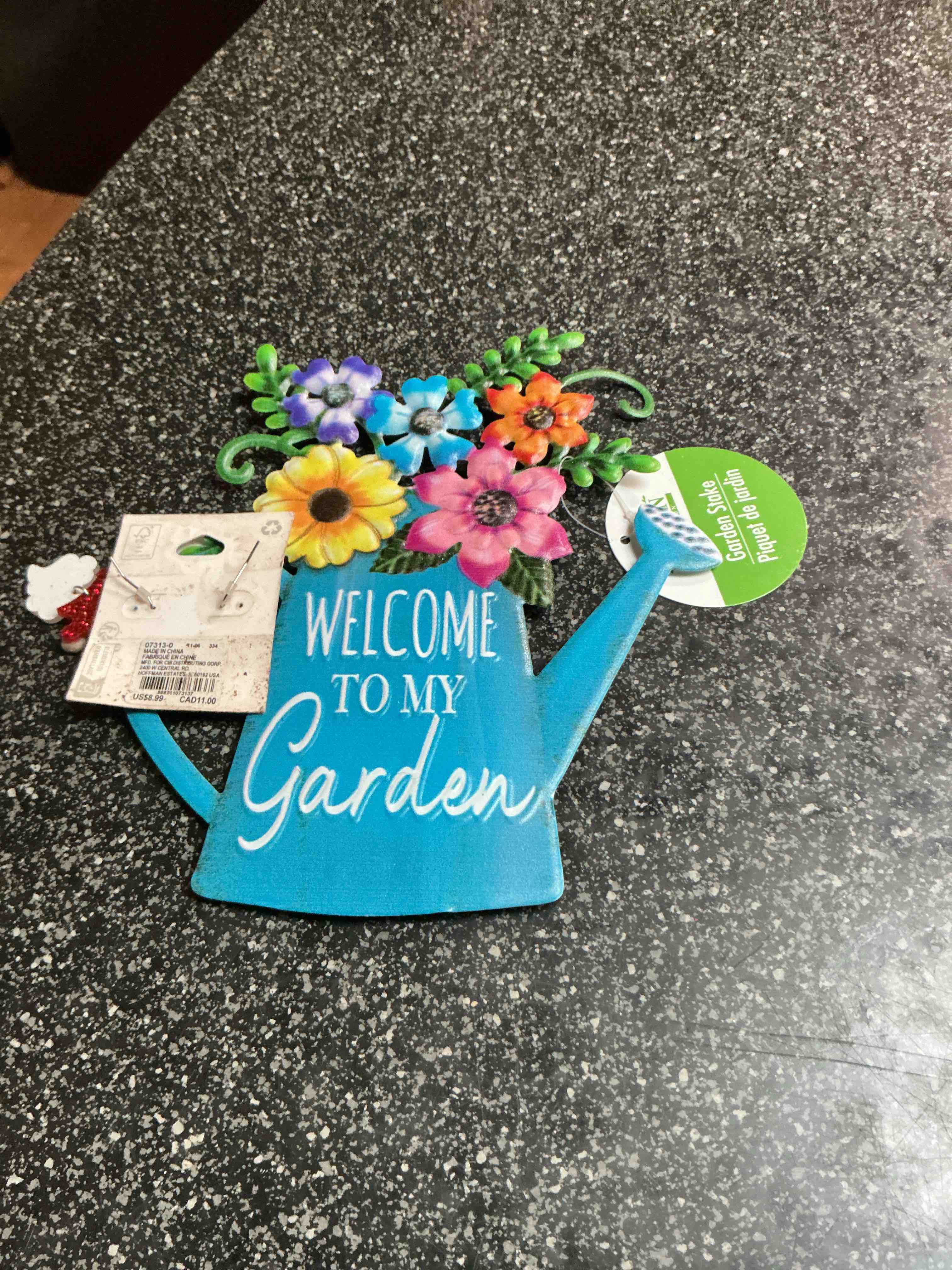 Condition photo showing New/Like New for Garden Collection Garden Stake 