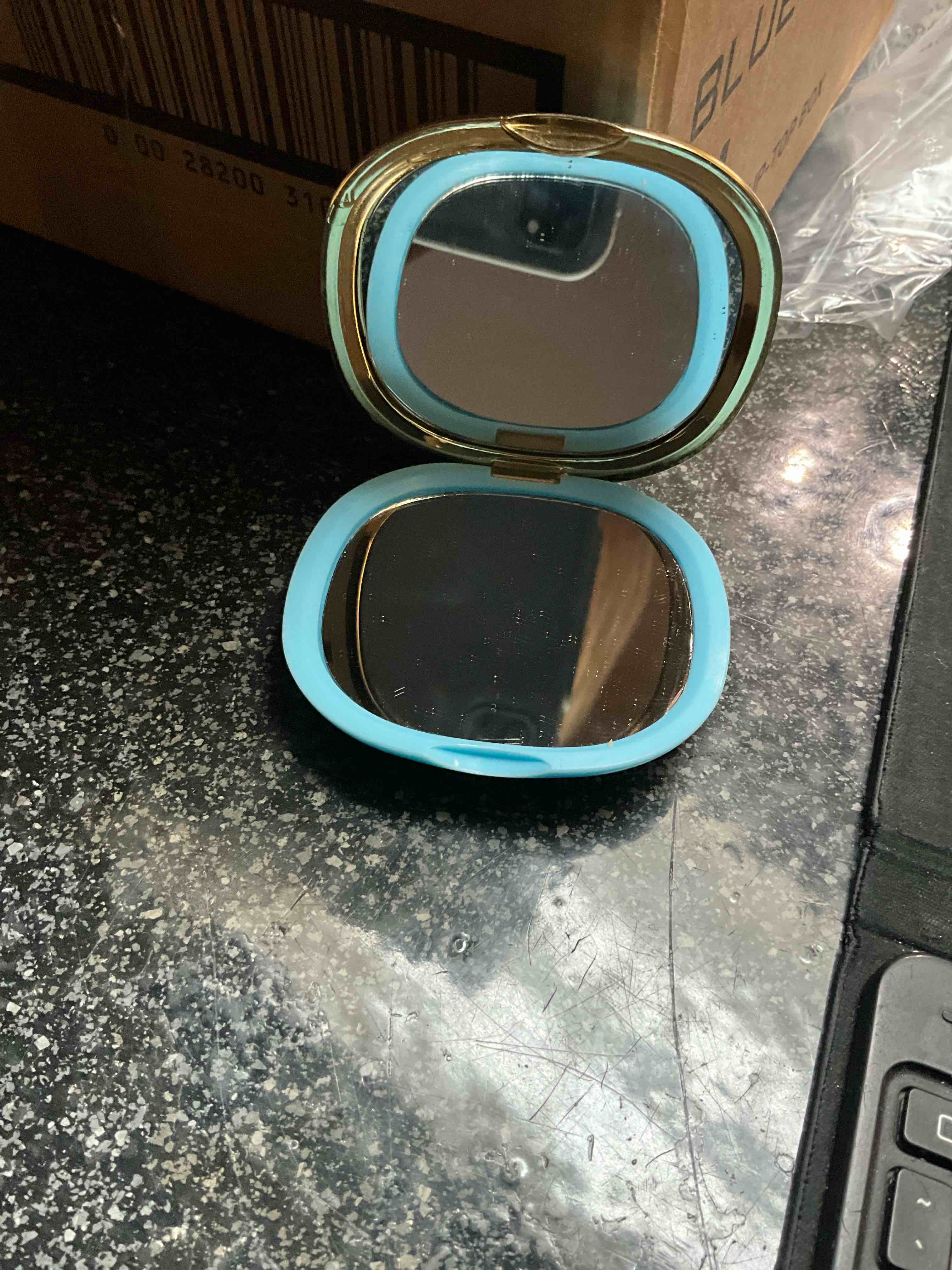 Condition photo showing New/Like New for Compact Purse Mirror - Normal & Magnified 