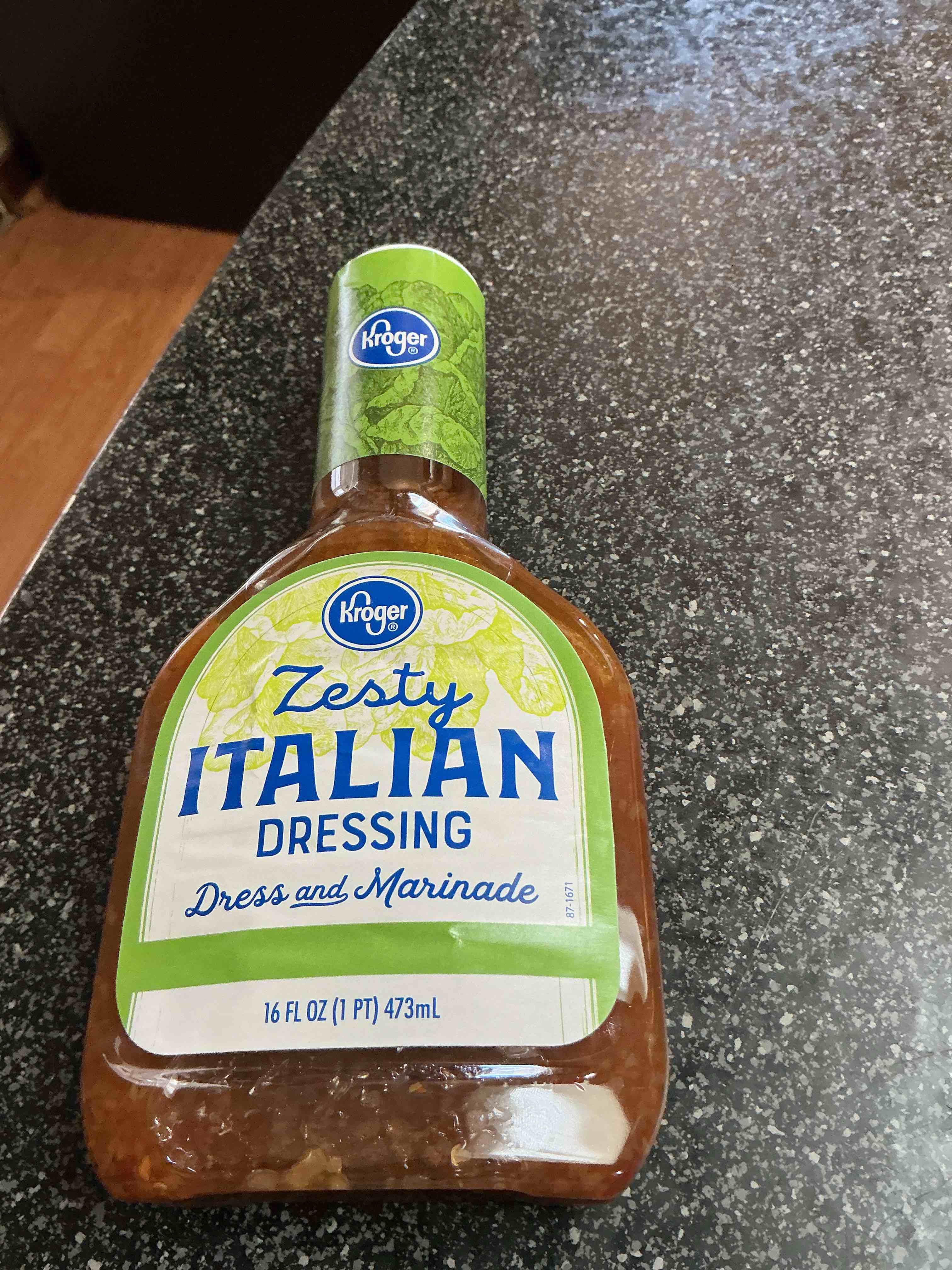Condition photo showing New/Like New for Kroger Zesty Italian Dressing 16 FL. OZ. Dress & Marinade 