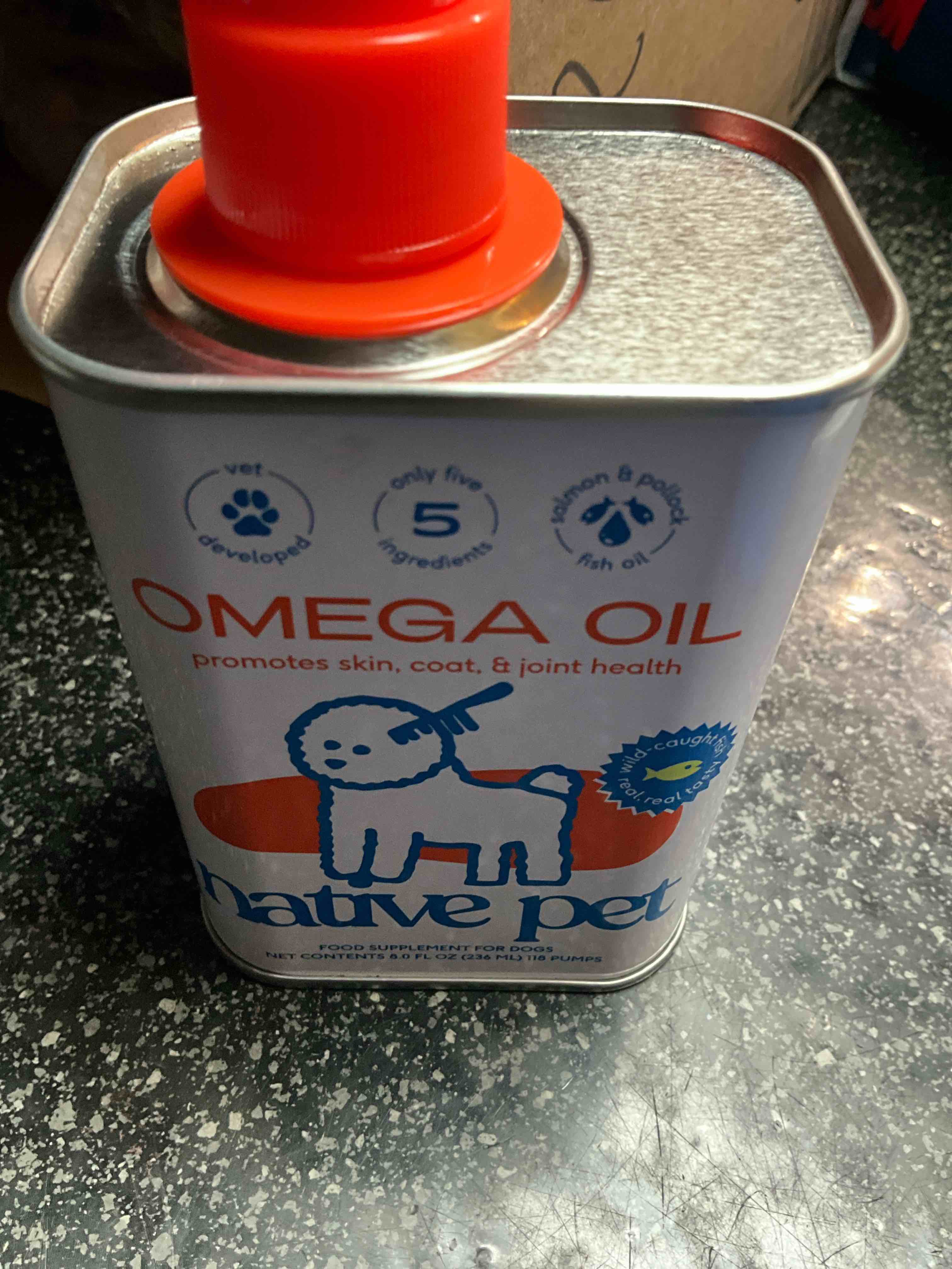 Native Pet Omega 3 Fish Oil for Dogs & Cats - Promotes Healthy Skin, Shiny Coat, & Strong Joints - Made with Wild Alaskan Salmon Oil for Dogs – Tasty, Fast-Absorbing Omega 3 6 9 Liquid Supplement- 8oz