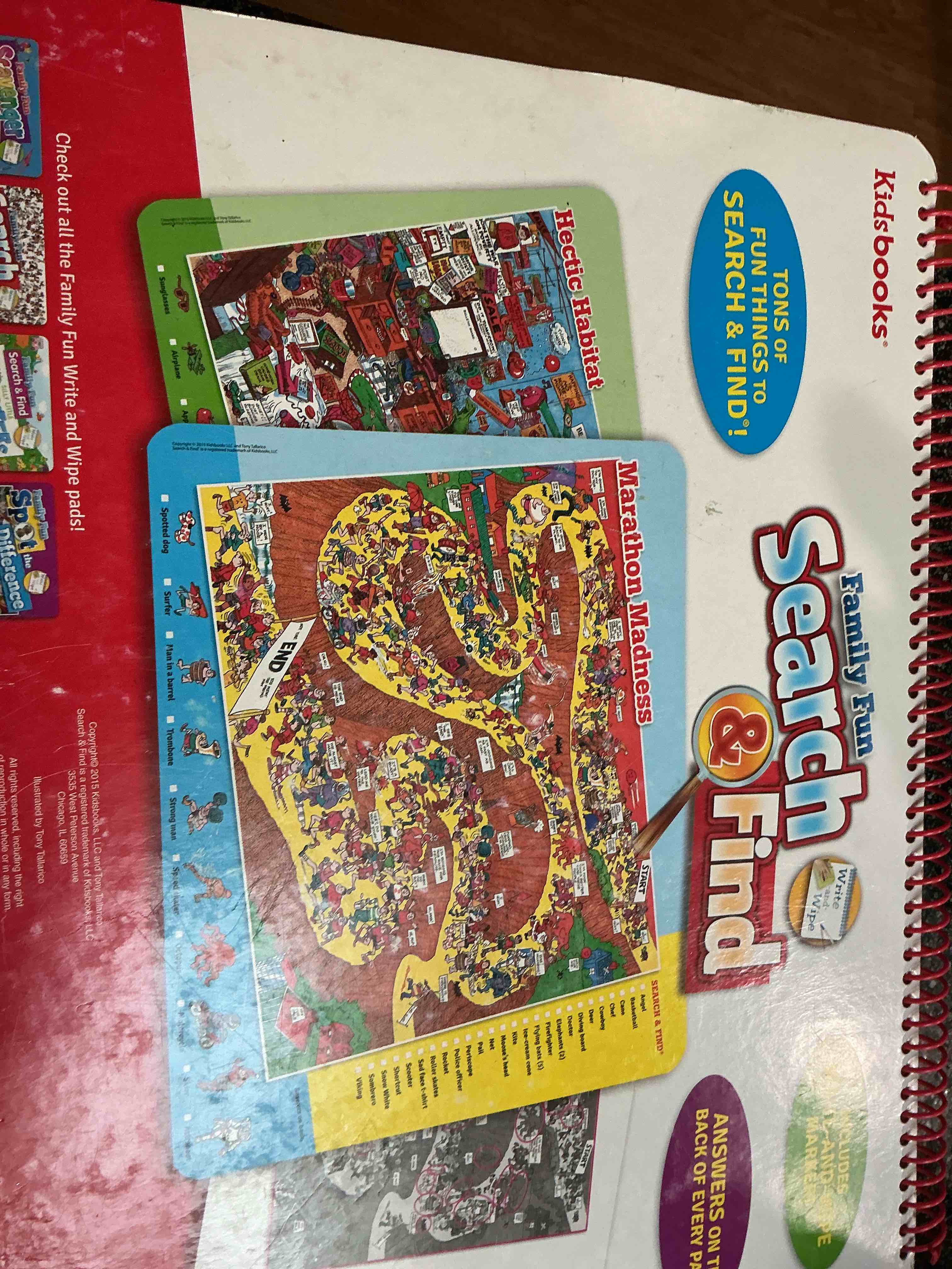 Kidsbooks Family Fun Search & Find 