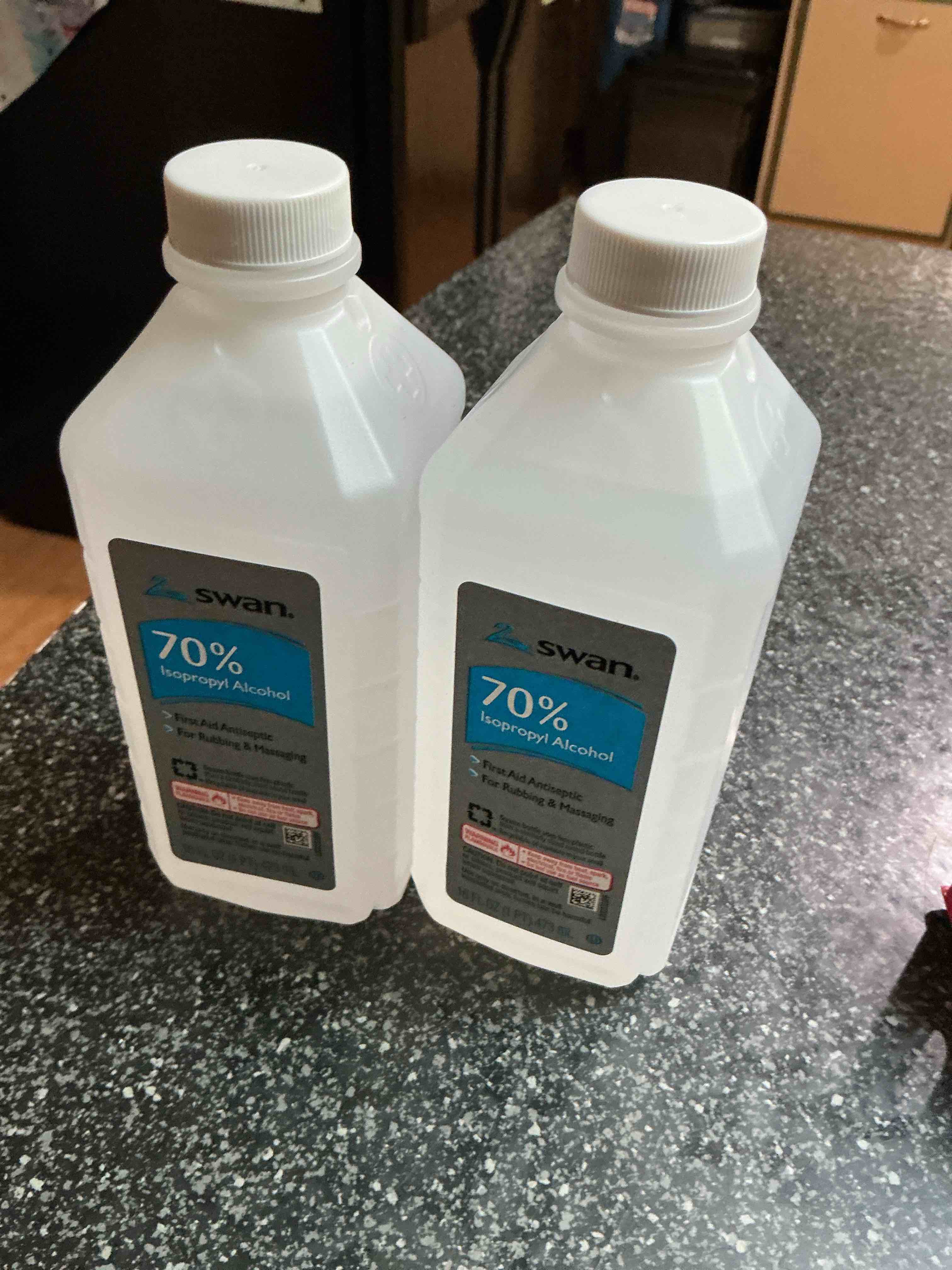 Condition photo showing New/Like New for Swan 70 % Isopropyl Alcohol For Rubbing & Massaging 16 OZ. 
