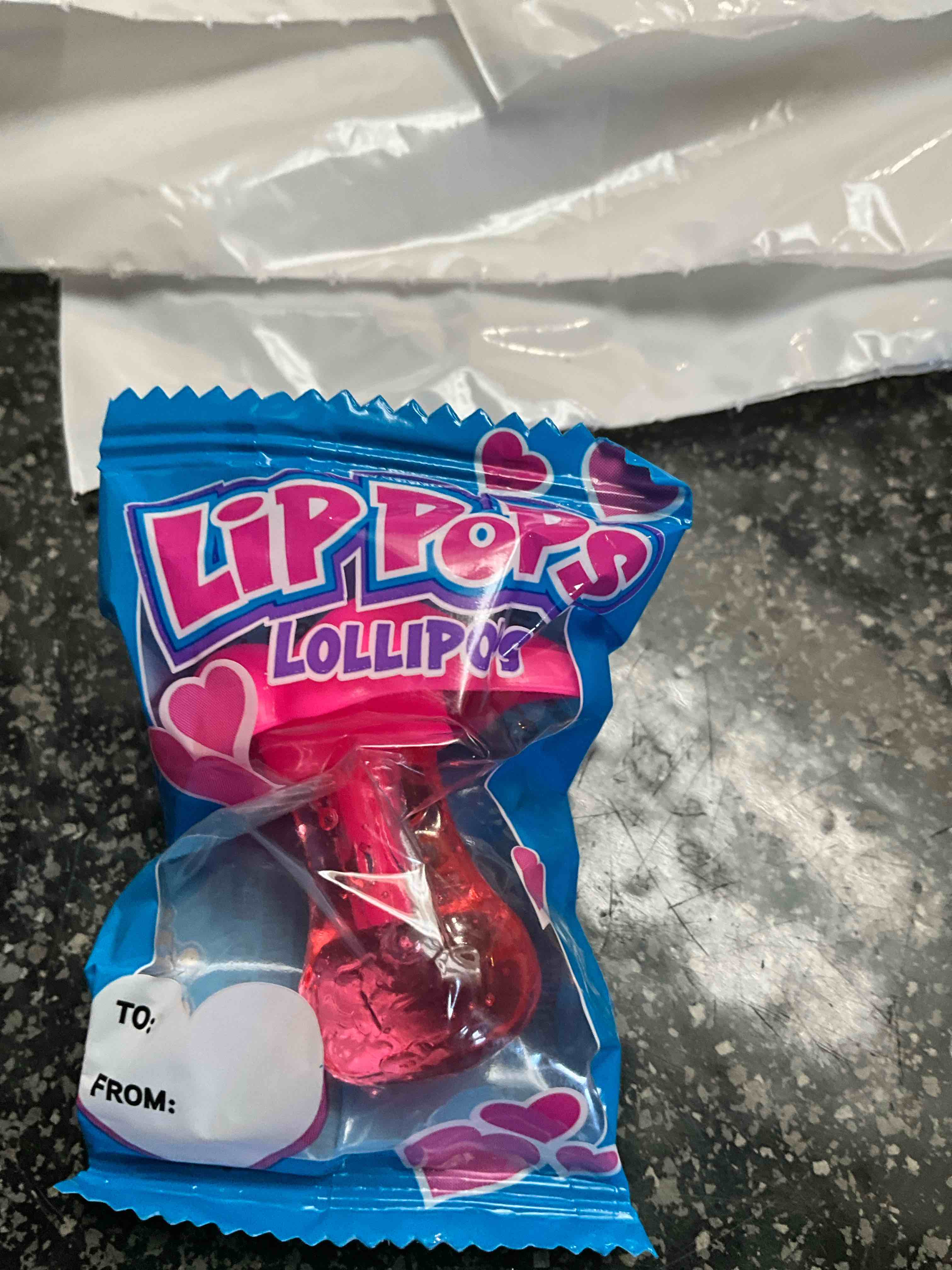 flix candy kissy lip pops (pack of 12)