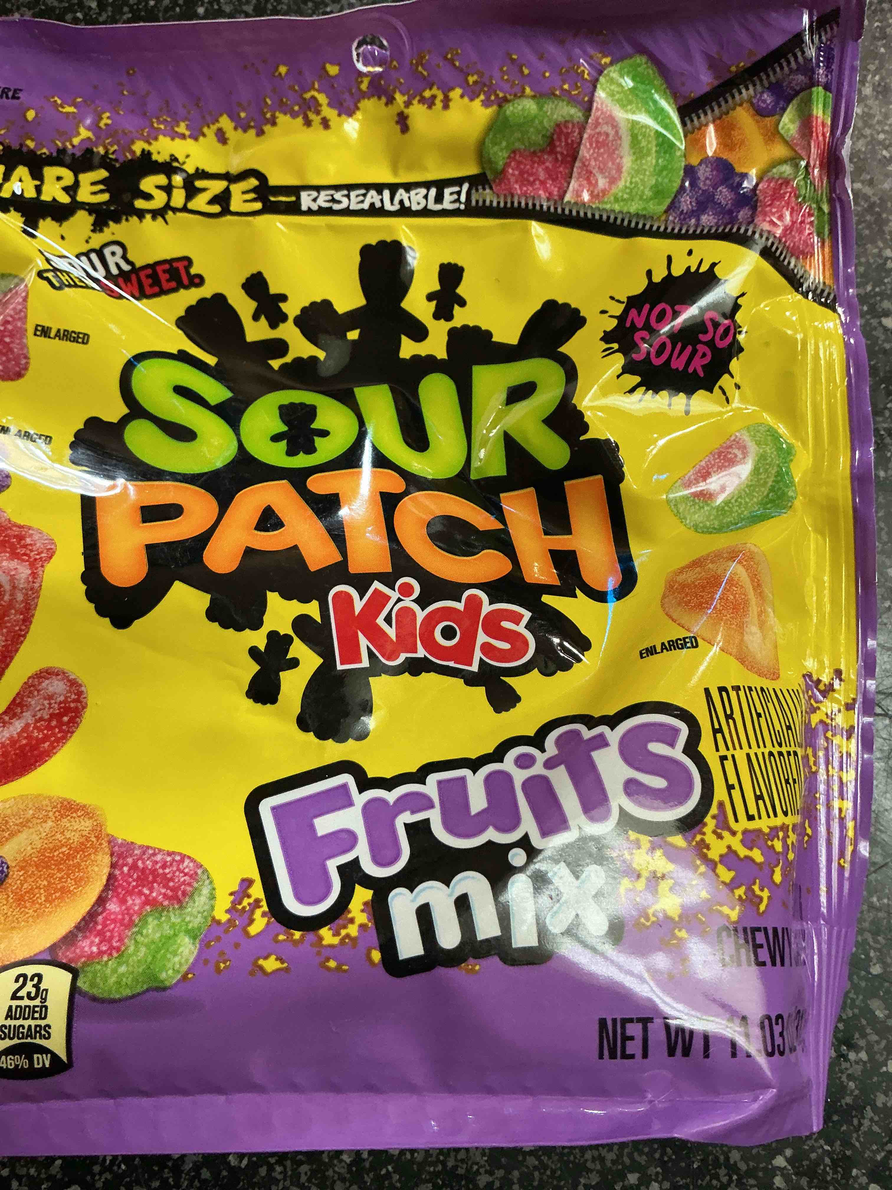 sour patch kids fruits mix soft & chewy candy, share size, 11.03 oz