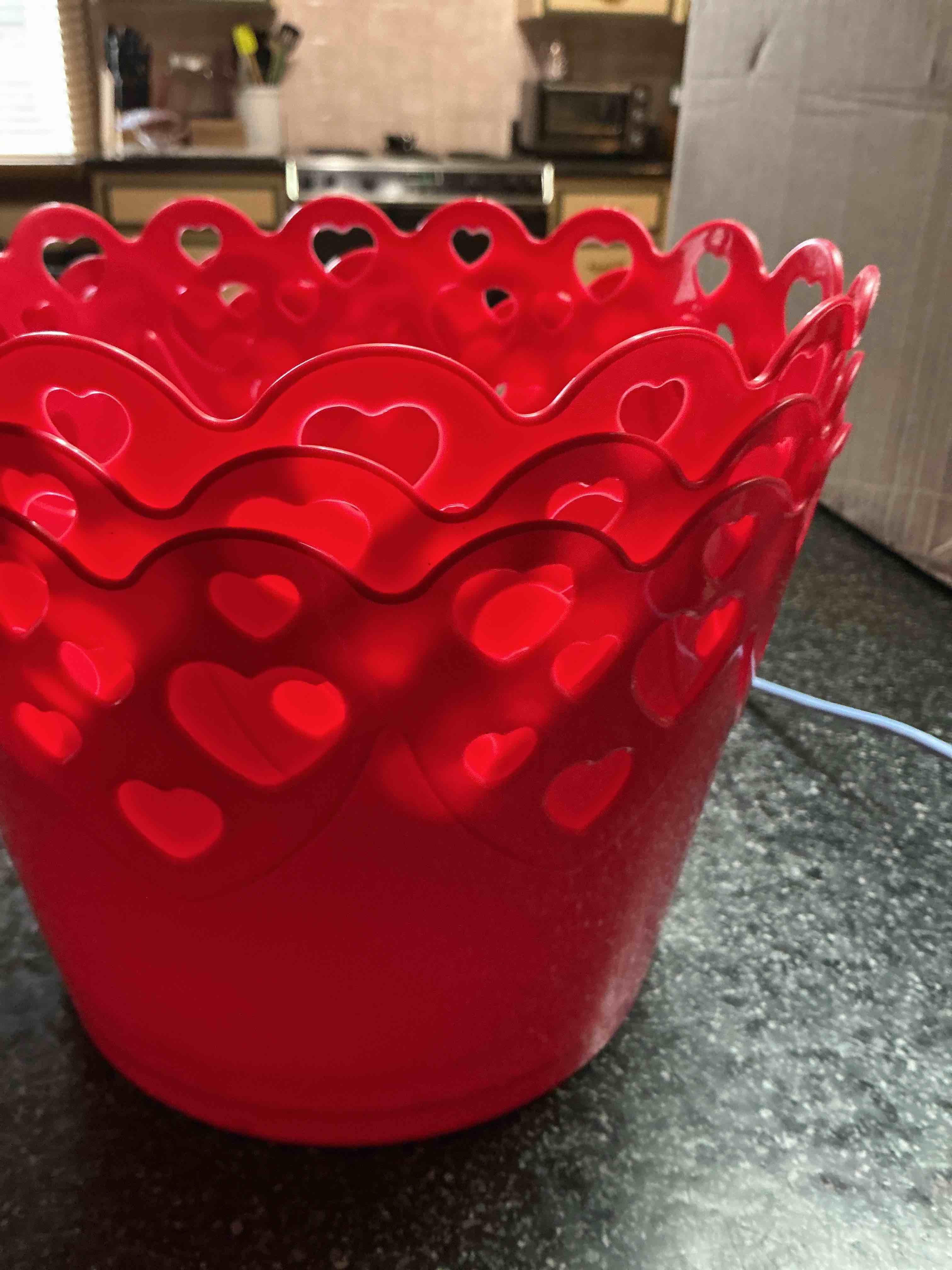 Condition photo showing New/Like New for Red Buckets 