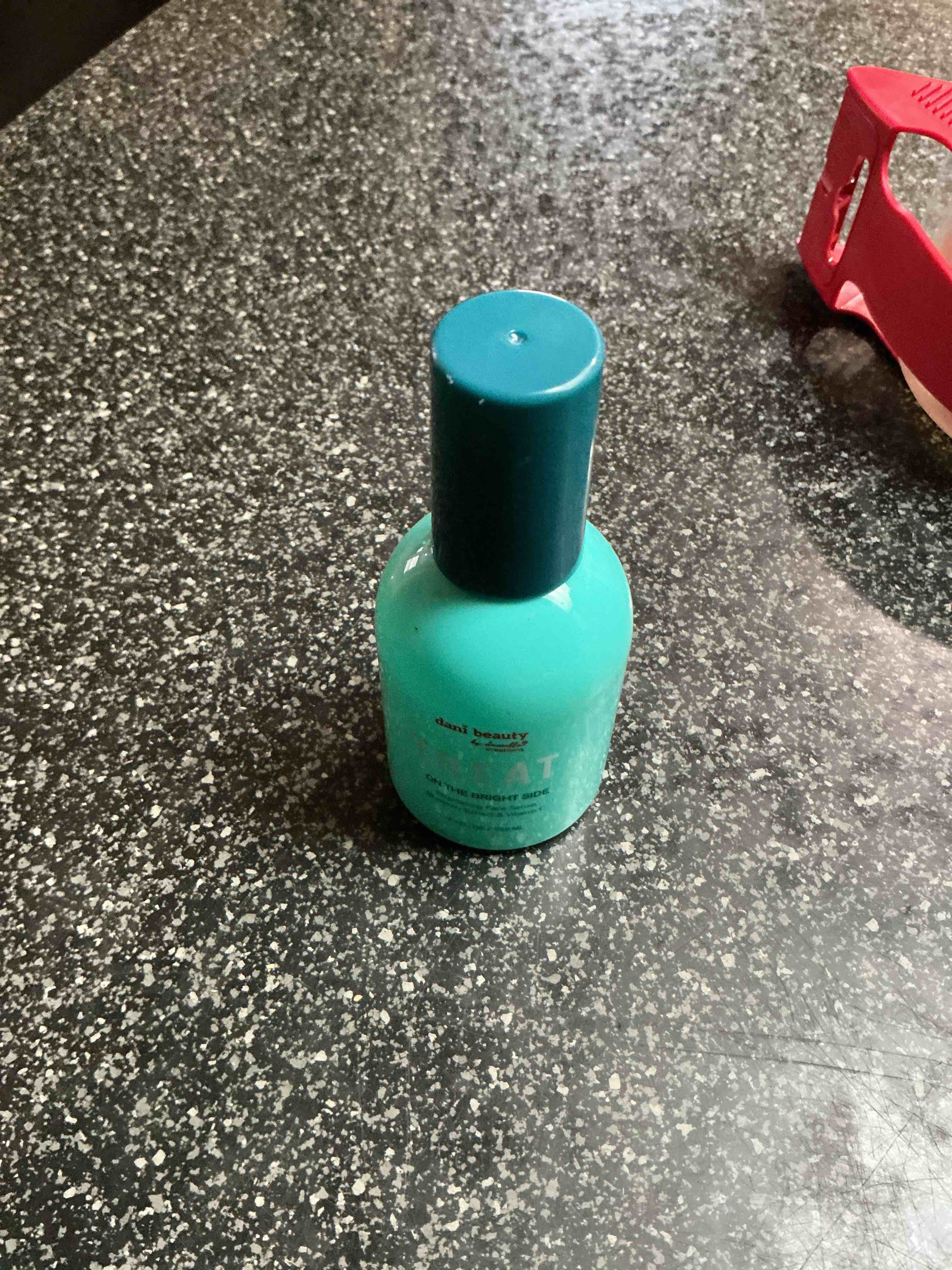 Condition photo showing New/Like New for Dani Beauty Treat Brighting Face 