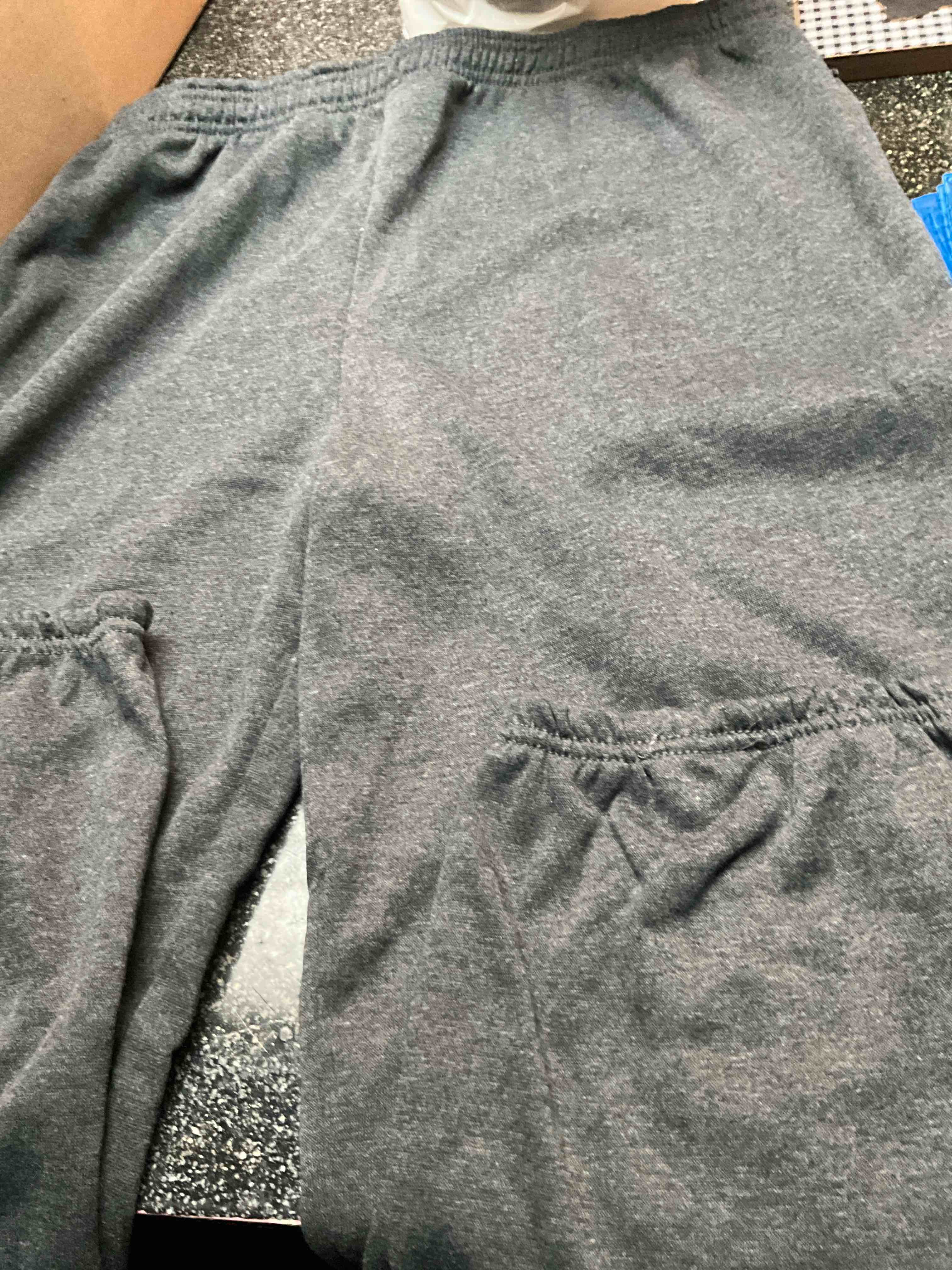 Condition photo showing New/Like New for Men’s Mission Ridge - size - L - Grey - Sweatpants 