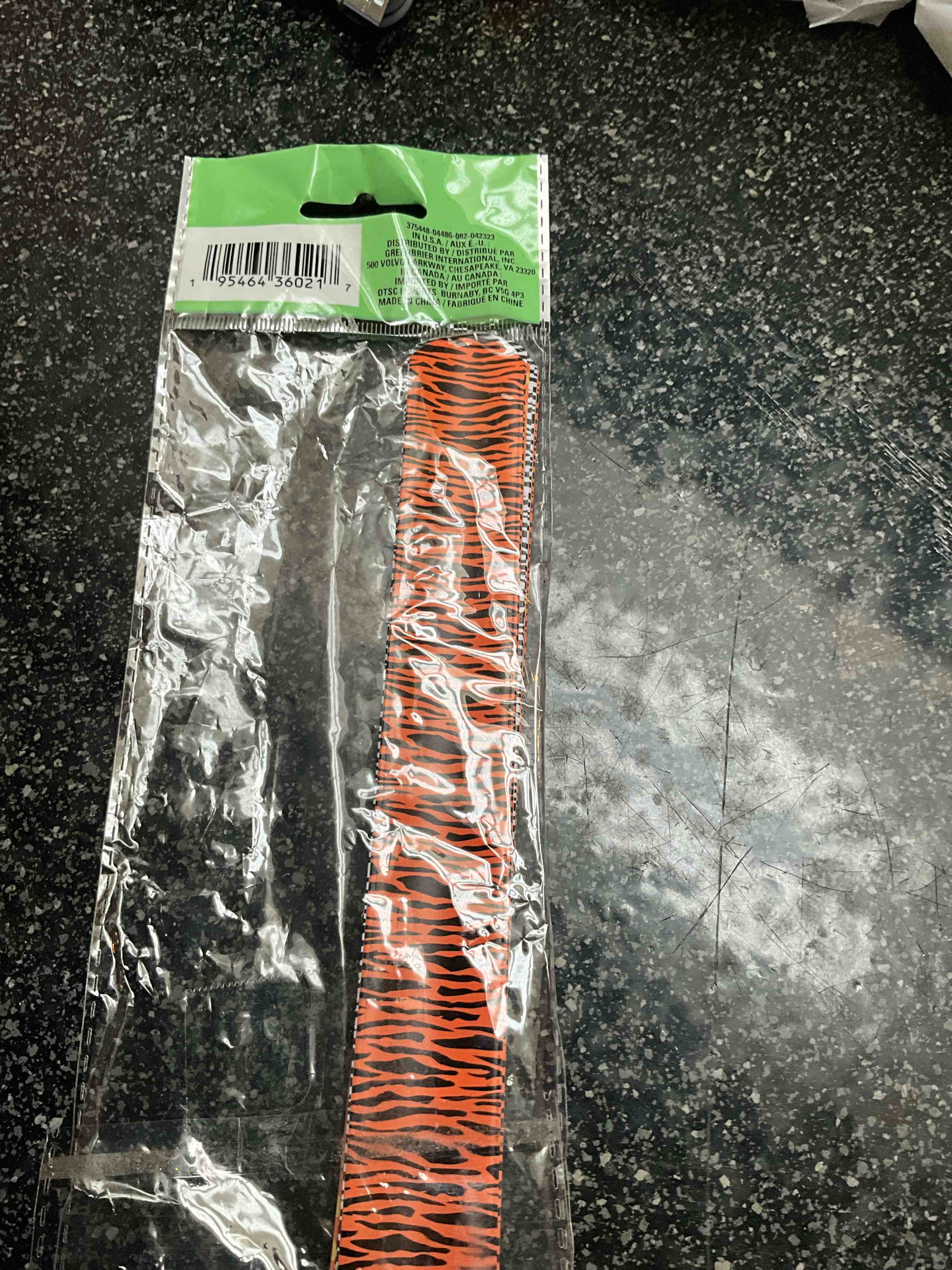 Jungle Animal Slap Bracelets - 6 count - party gifts 