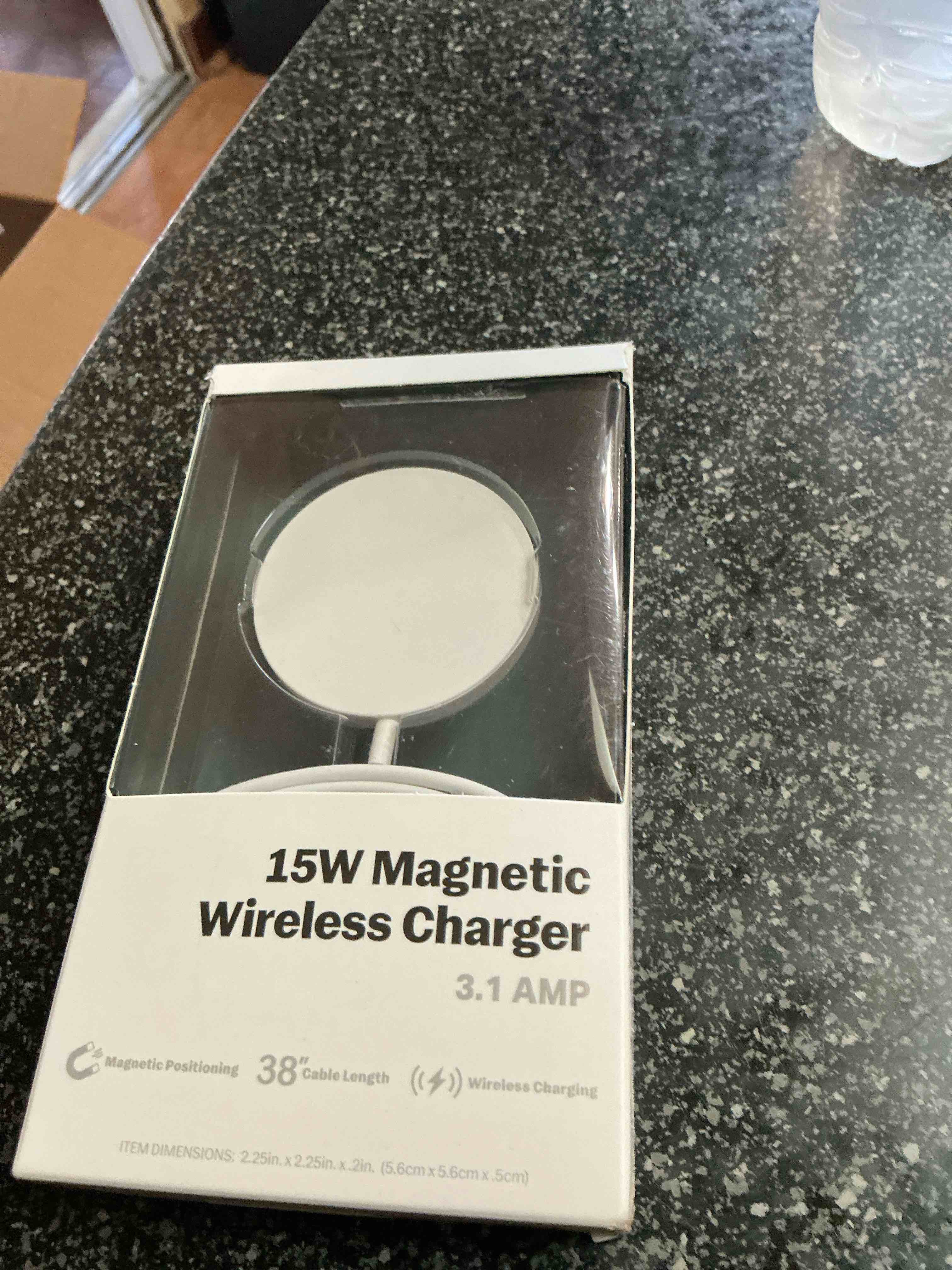15 W Magnetic Wireless Charger 3.1 AMP.