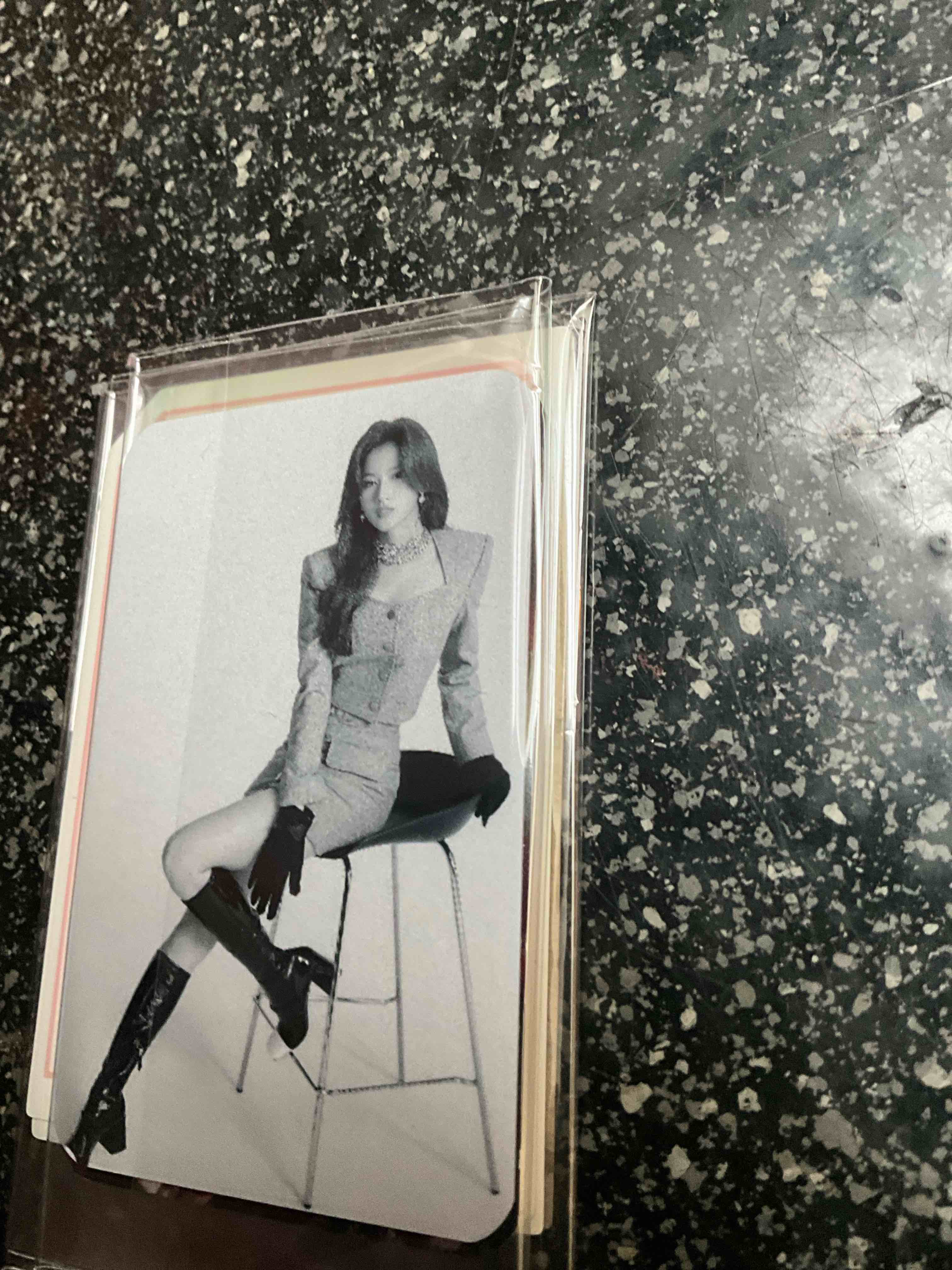 Collectors Cards - Minatozaki Sana from K-pop Group TWICE 