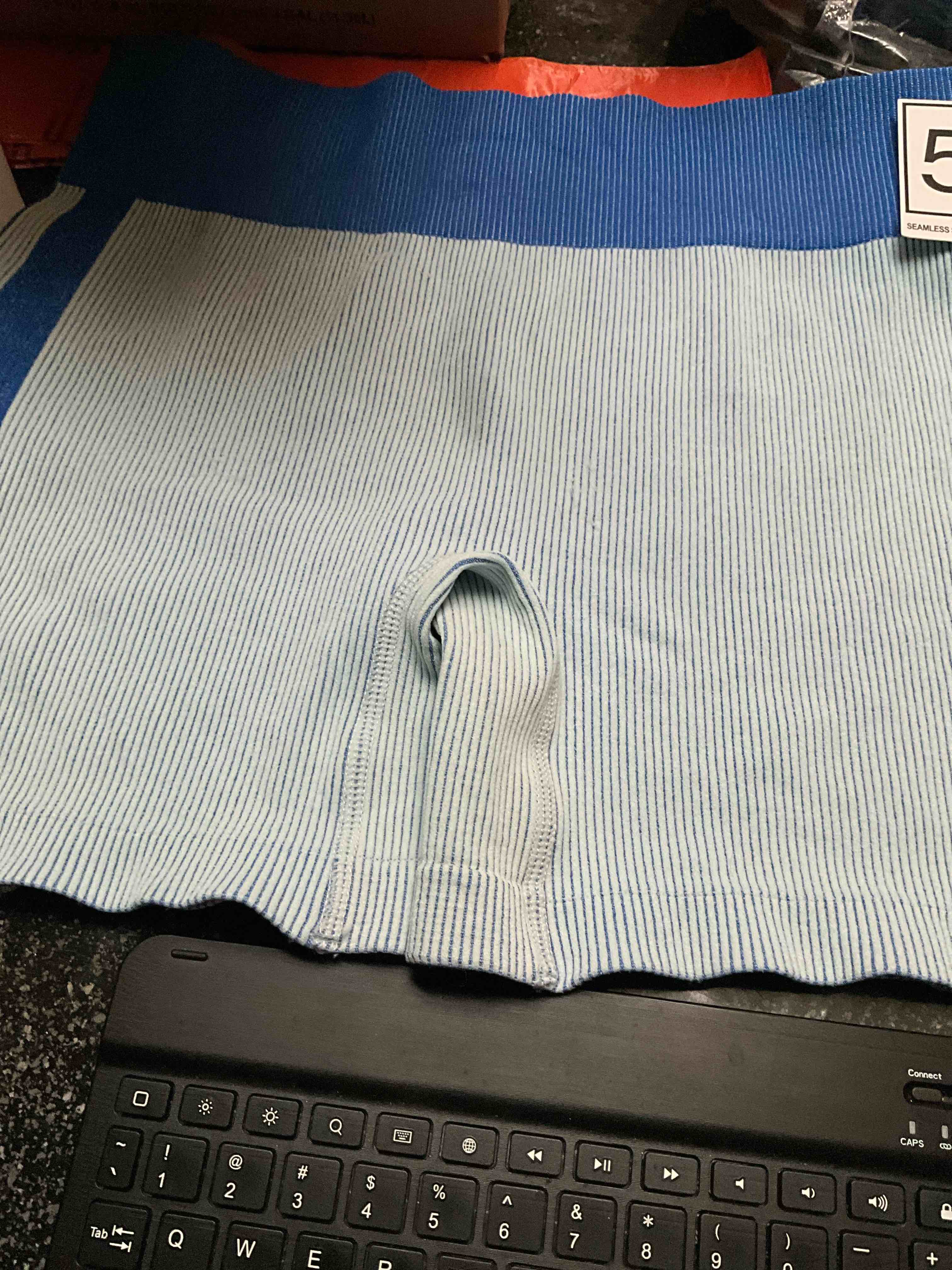 5B Style - Size - XL - Shorts 