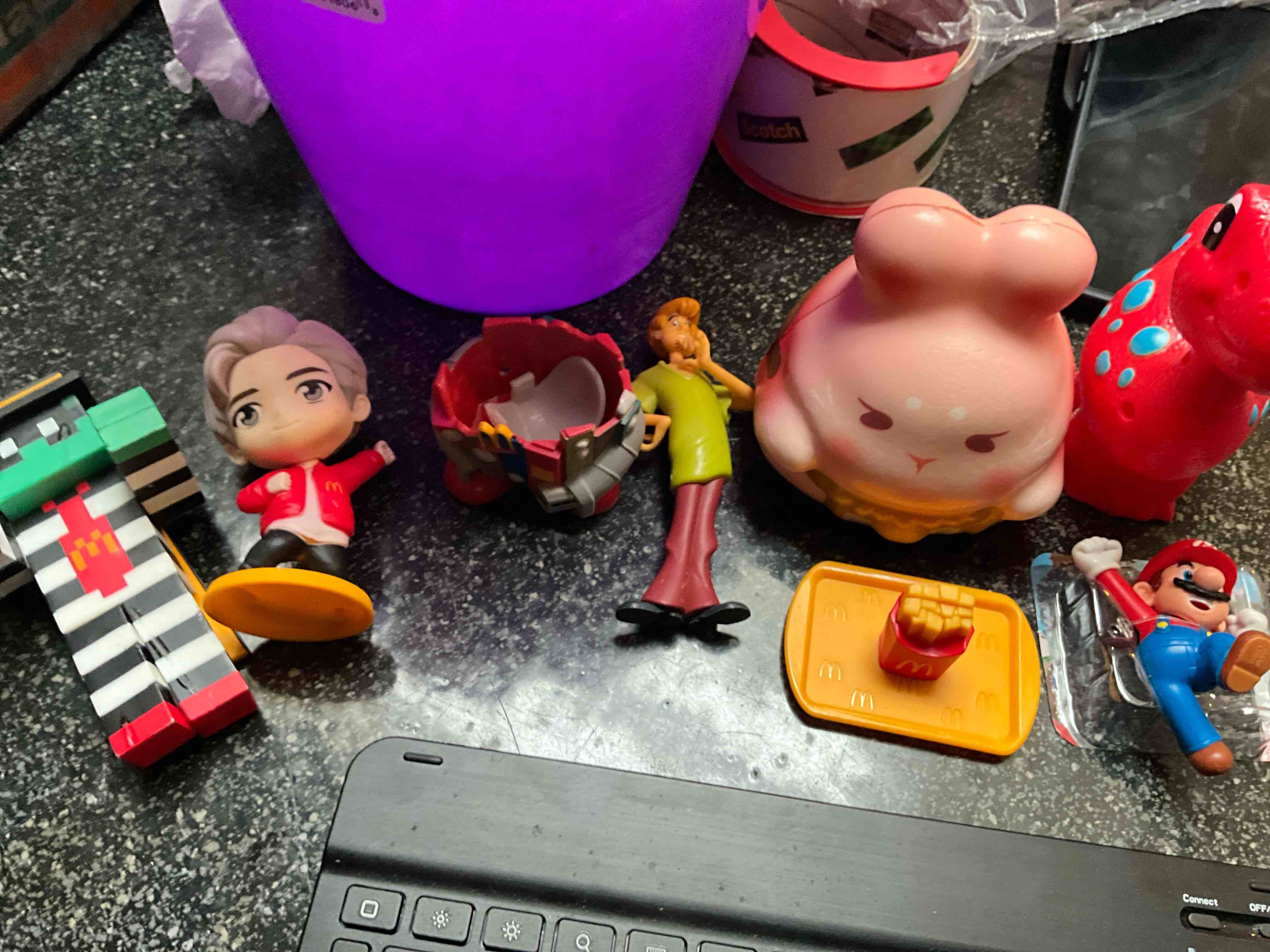 LOT - Kids Toys - 8 pcs 
