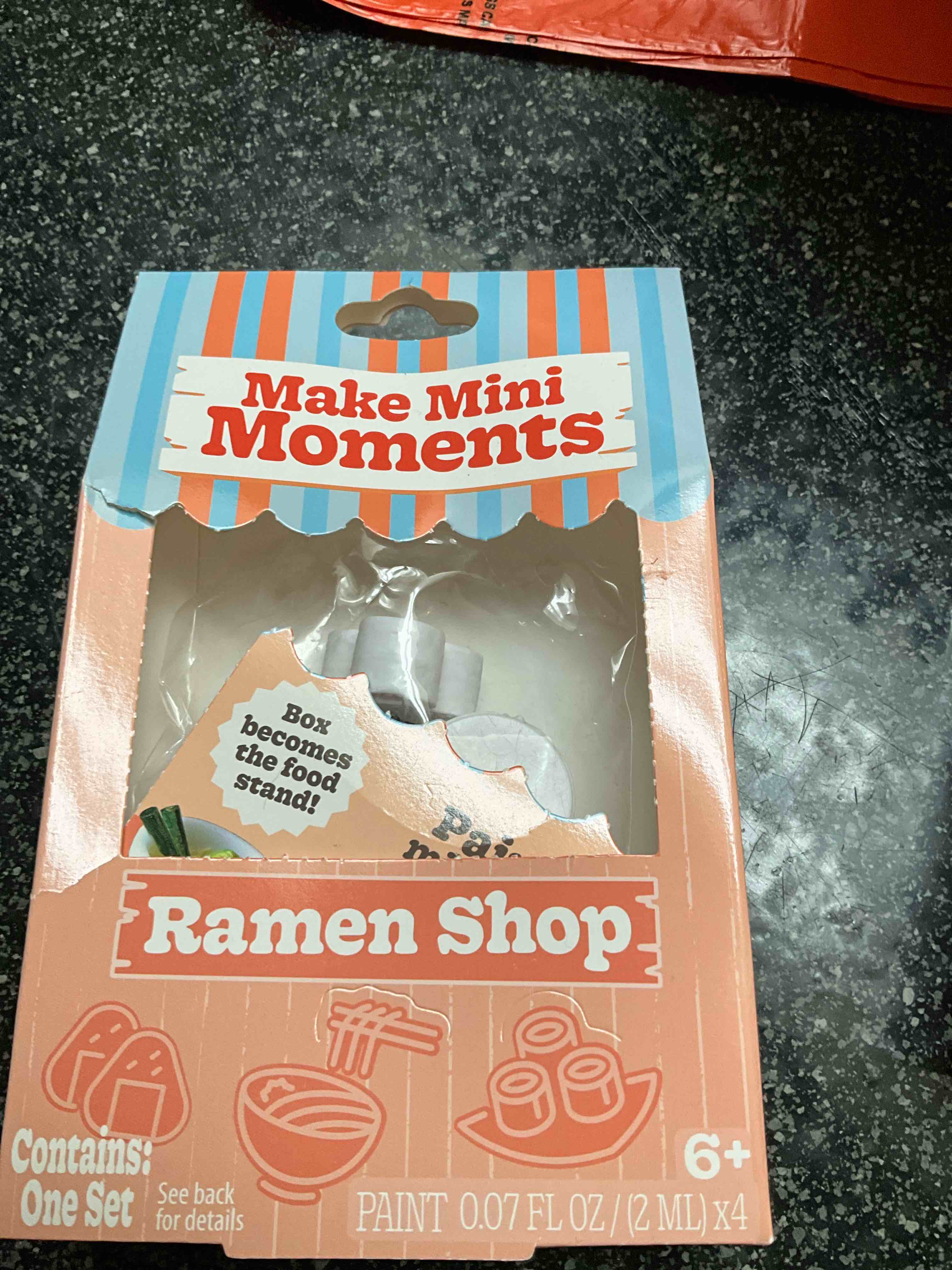 Make Mini Moments - Ramen Shop - Mini’s/paint/paintbrush  