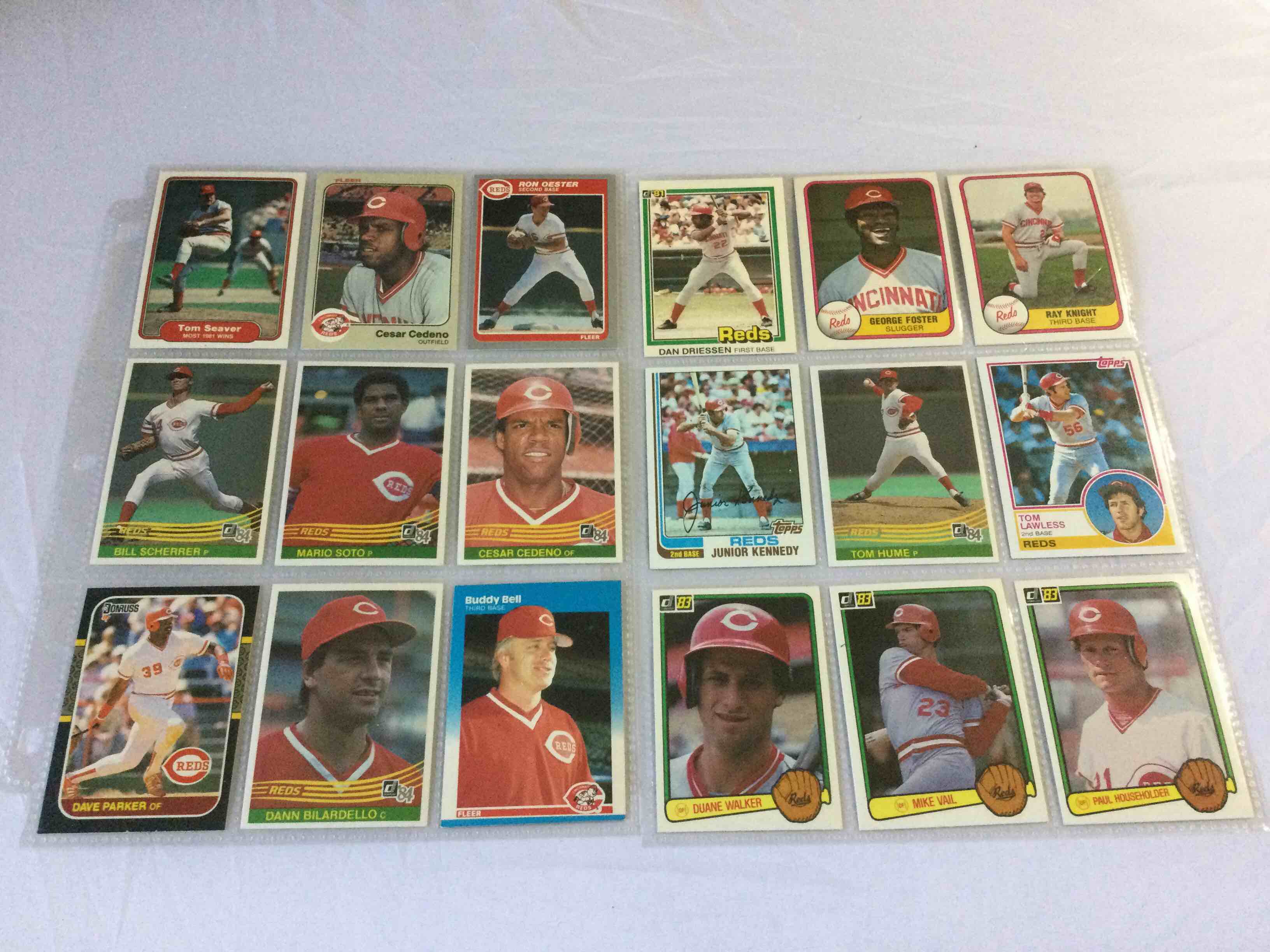 Lot of (18) Vintage Cincinnati Reds Baseball Cards
