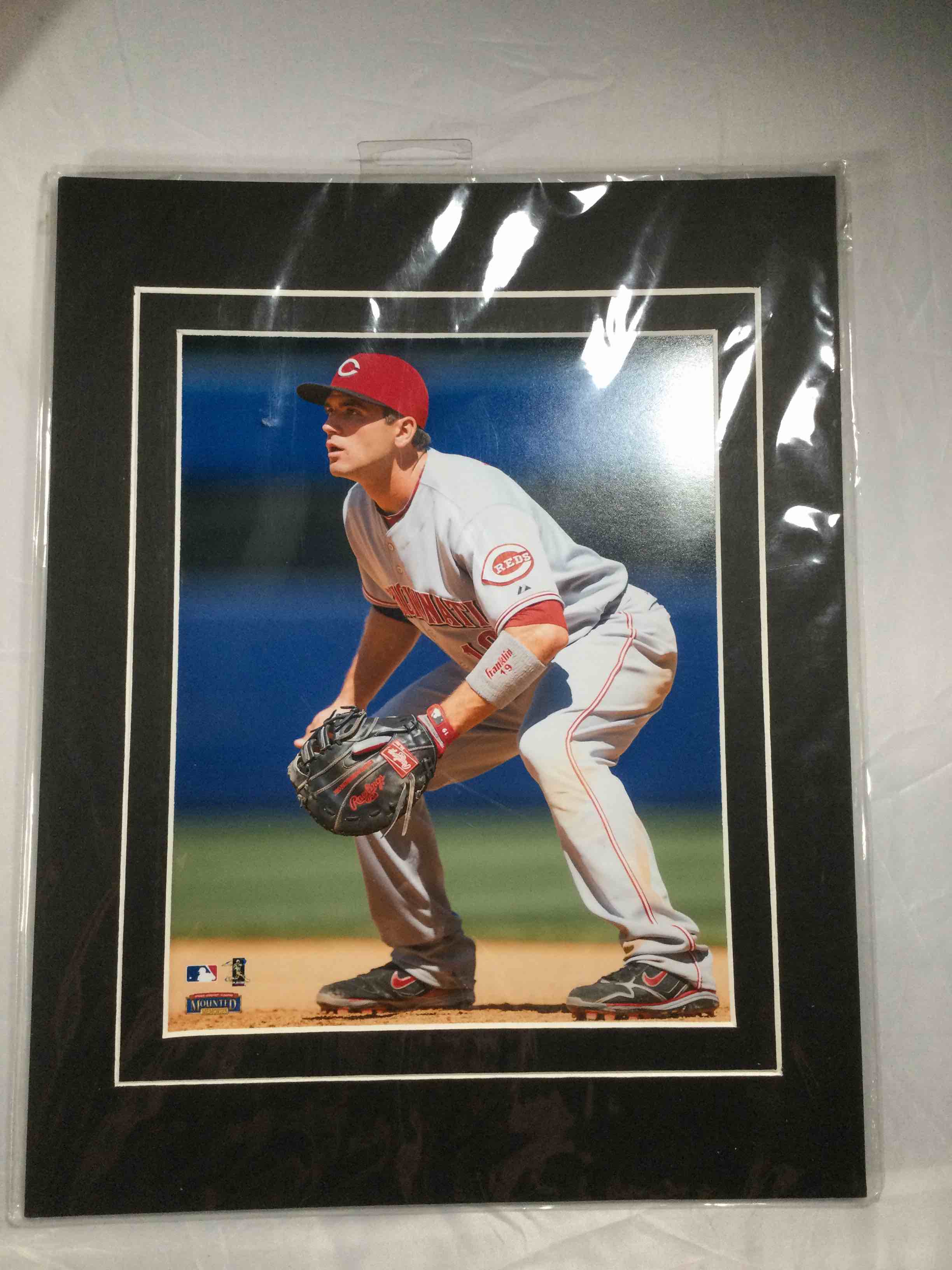 Fanatics 11x14 Matted Joey Votto Photograph