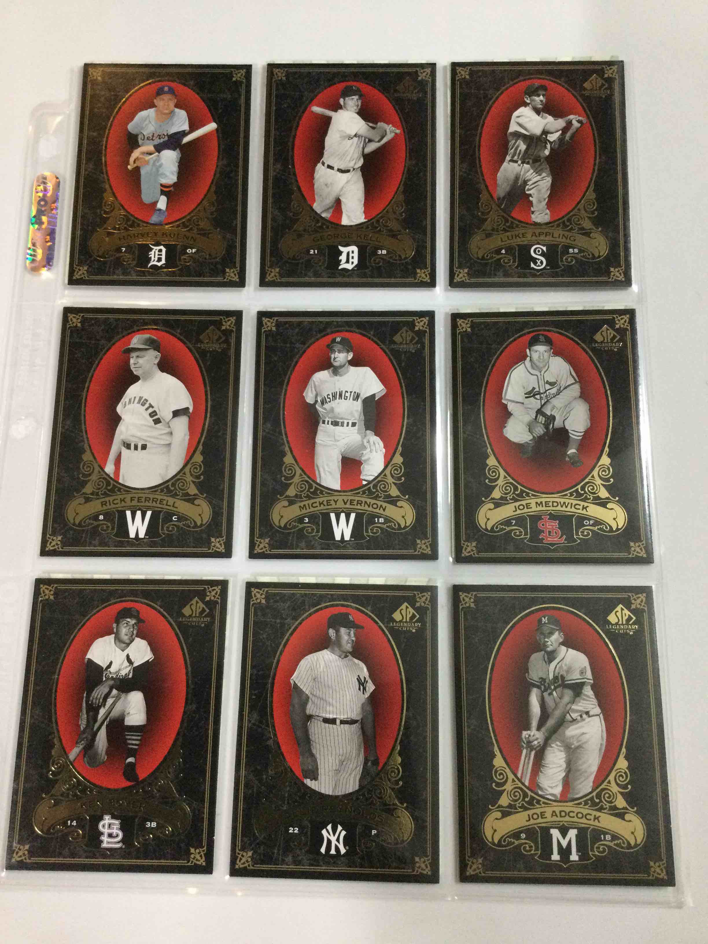 Lot of (18) SP Championship Throwback Baseball Cards